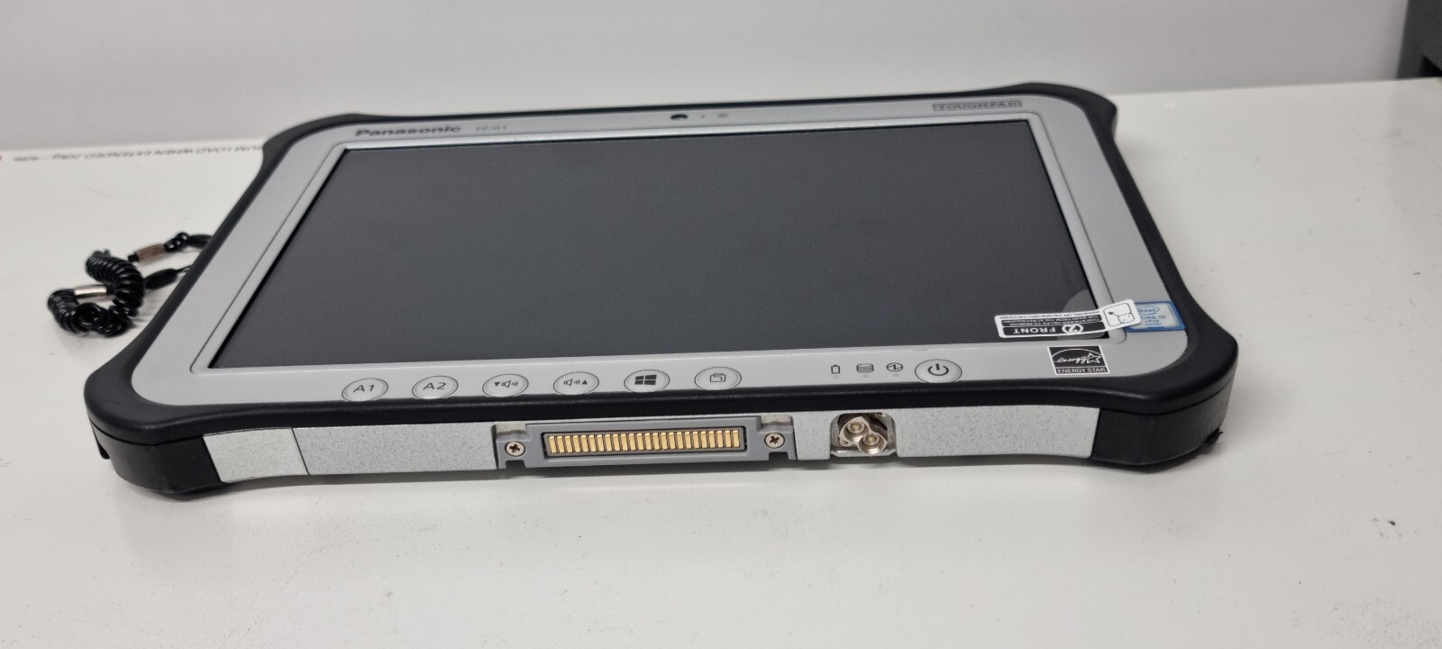 10.1″ PANASONIC TOUGHPAD FZ-G1 MK4 i5-6300U 2.40GHZ 4GB 256GB – GRADE A