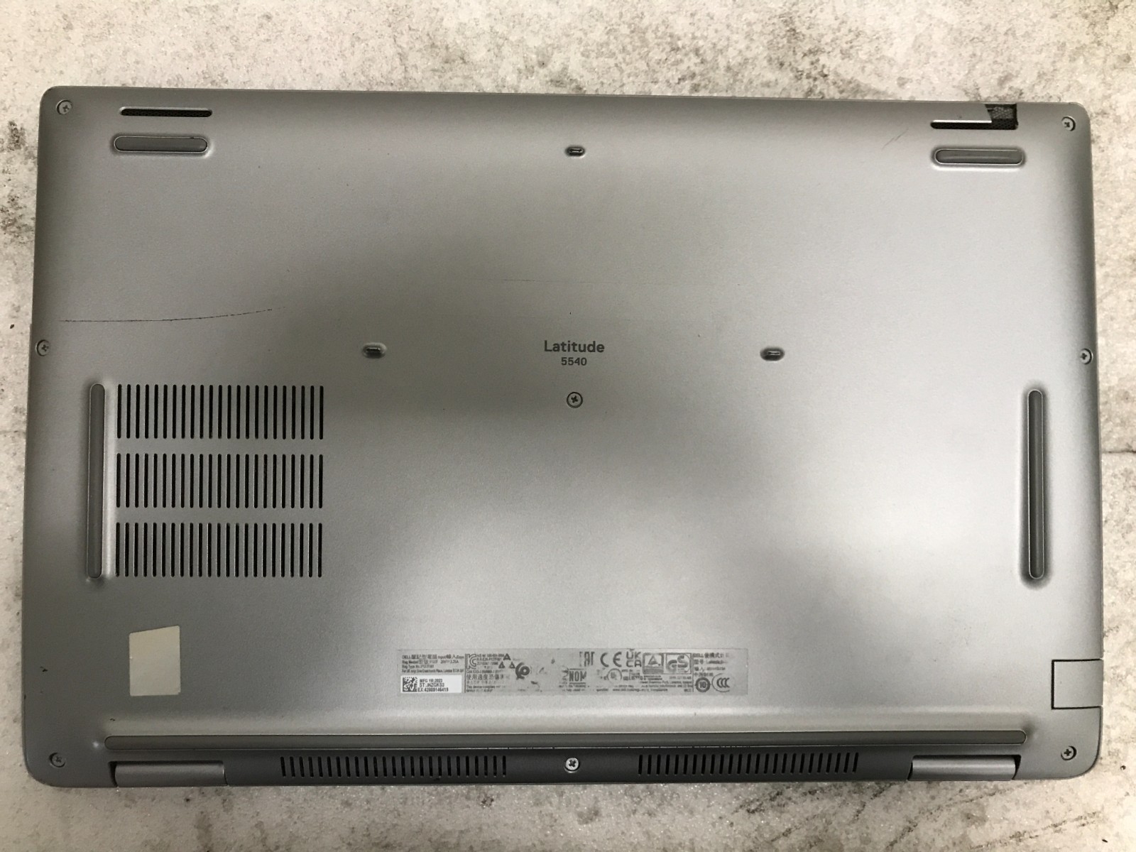 Dell Latitude 5540 / Intel Core i5-1350P 3.86GHz / 8GB RAM / No SSD