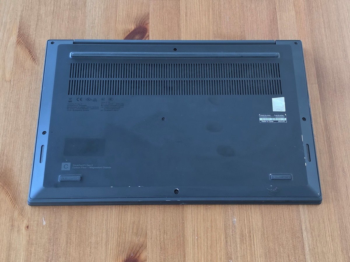 Lenovo ThinkPad P1 Gen 3 i7-10875H 16GB 15″ FHD 1920×1080 512GB SSD NVIDIA T1000