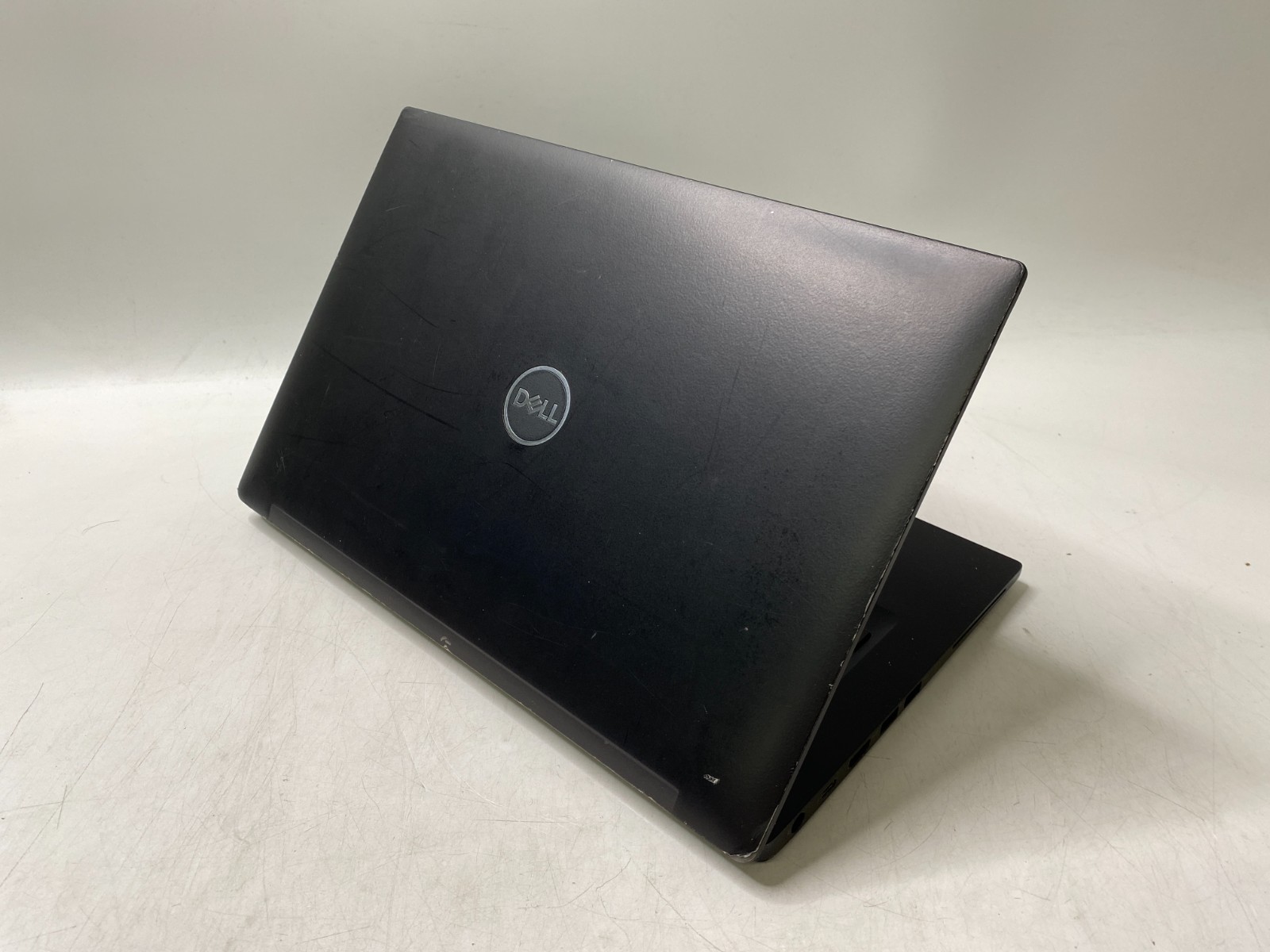 Dell Latitude 7490 14″ i7-8650U 16GB DDR4 256GB SSD Win11Pro 79% Battery, w/AC