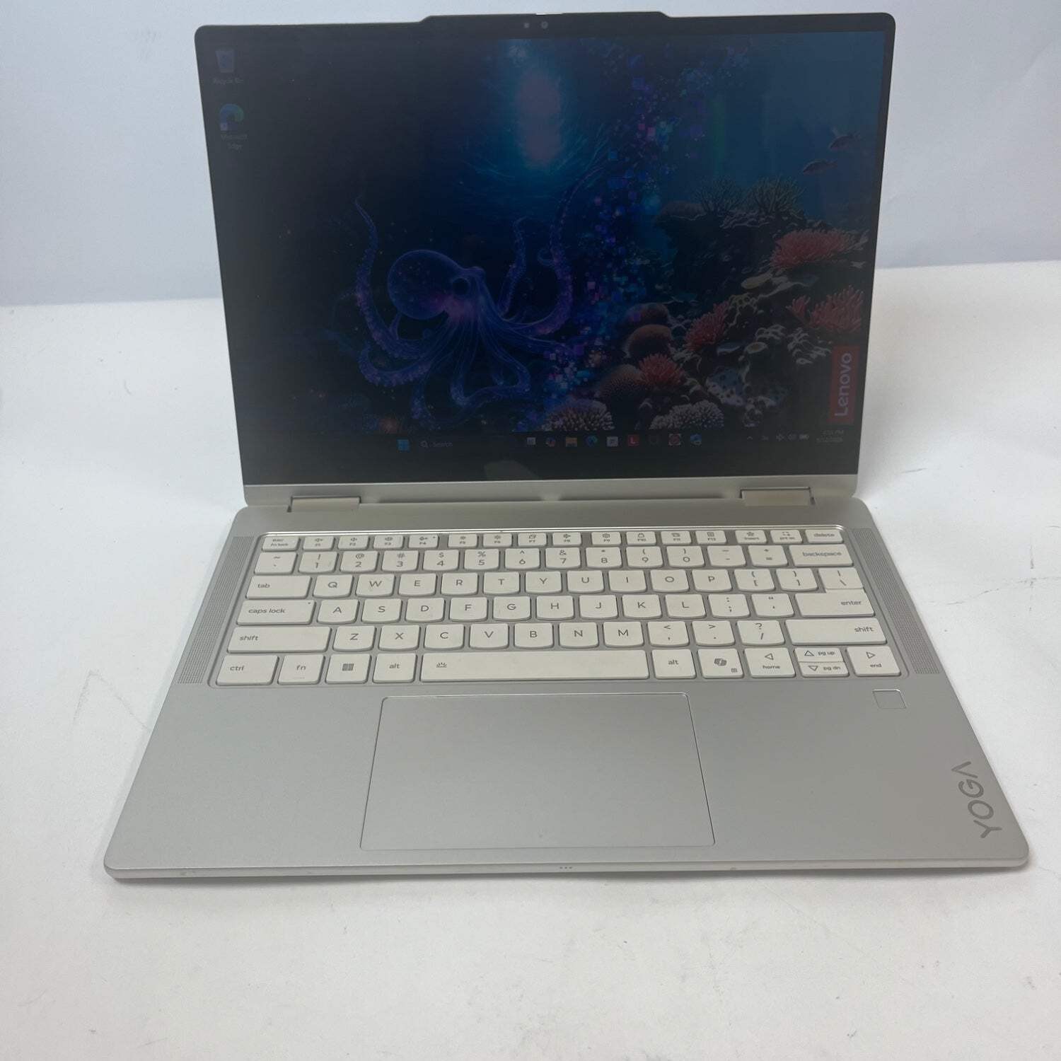 Lenovo Yoga 7 2-in-1 14AKP10 14″ 2.0GHz 16GB RAM 512GB SSD GeForce 840M