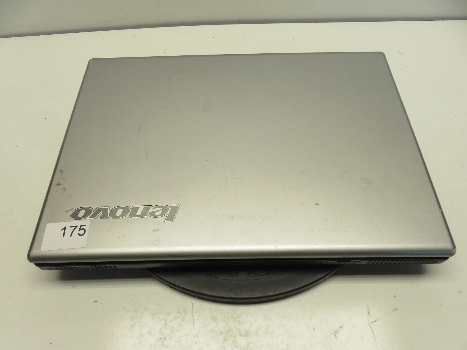 Lenovo N500 Pentium Dual CPU T3200 2GHz 1024 MB NO HDD No Batt