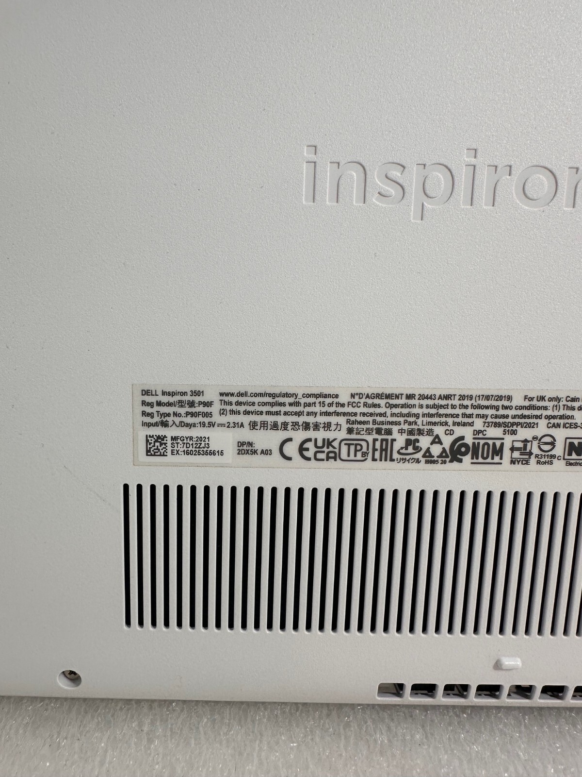 Dell Inspiron 3501 15.6″ FHD Intel Core i7-1165G7 8gb ram 256gb PCIe Win 11