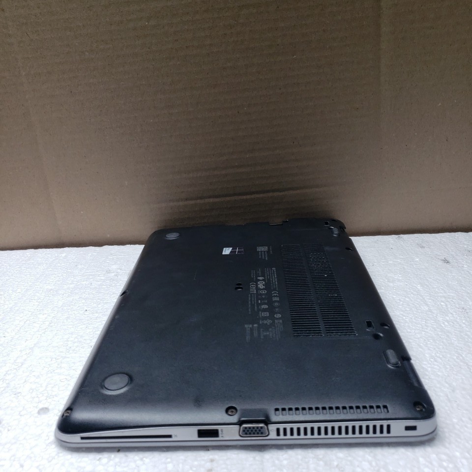 HP EliteBook 840 G3 14″ i5-6200U @ 2.3Ghz 8gb Ram 128gb SSD W11