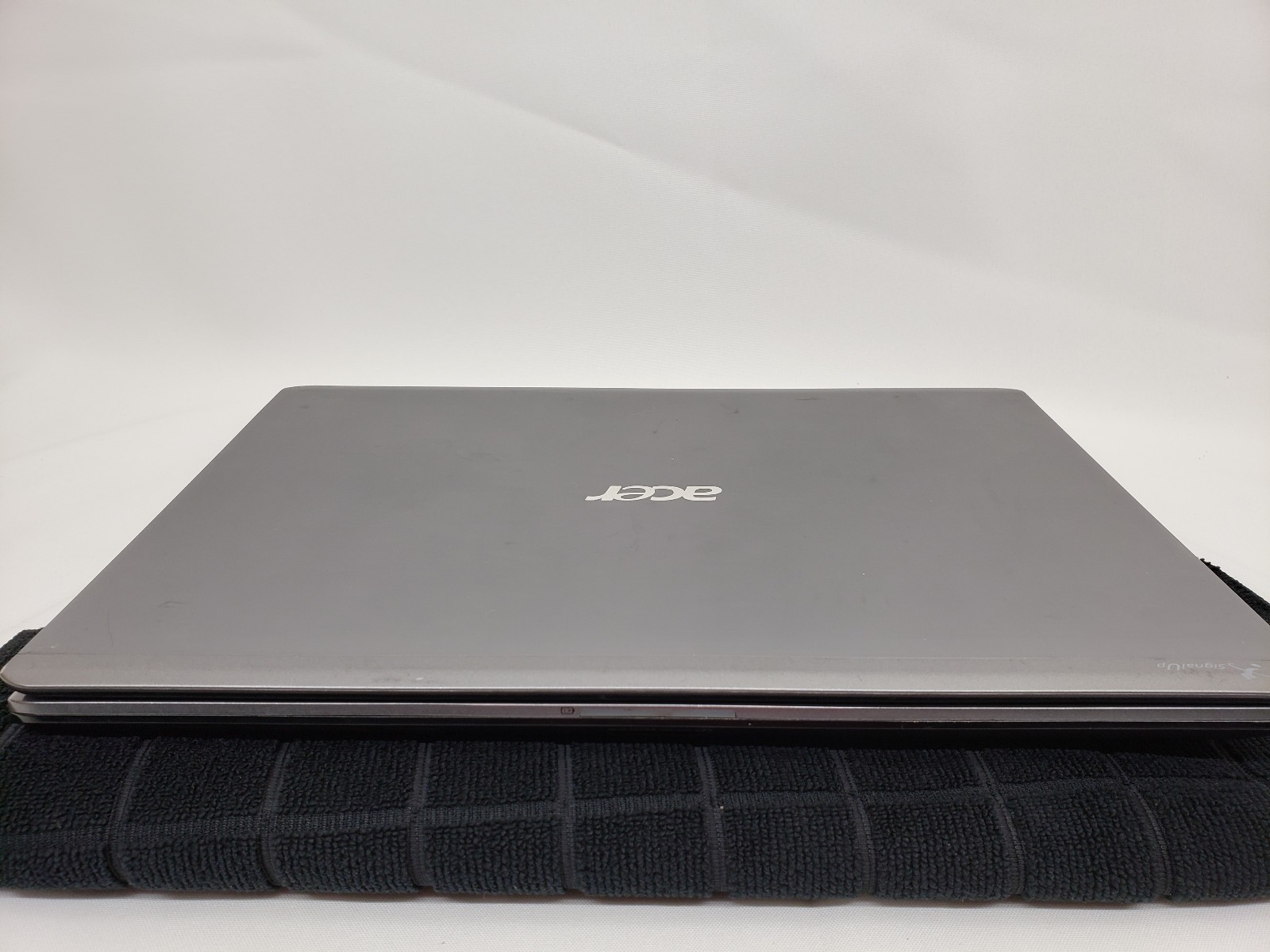 Acer Aspire 4810T-8480 14″ – Intel Core 2 U3500 @ 1.40GHz – TESTED – WORKING
