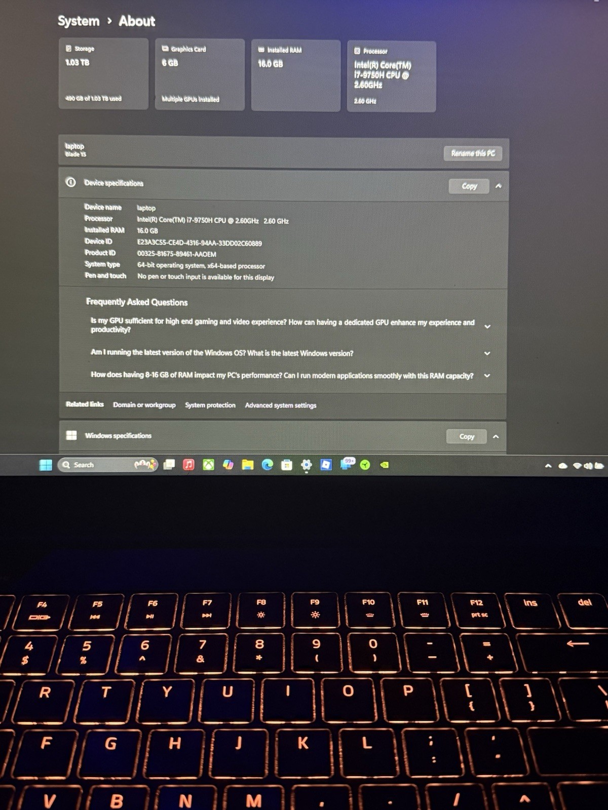 Razer Blade 15 Gaming Laptop 2019 Intel I7-9750H 6-Core, NVIDIA GeForce 2070 RTX