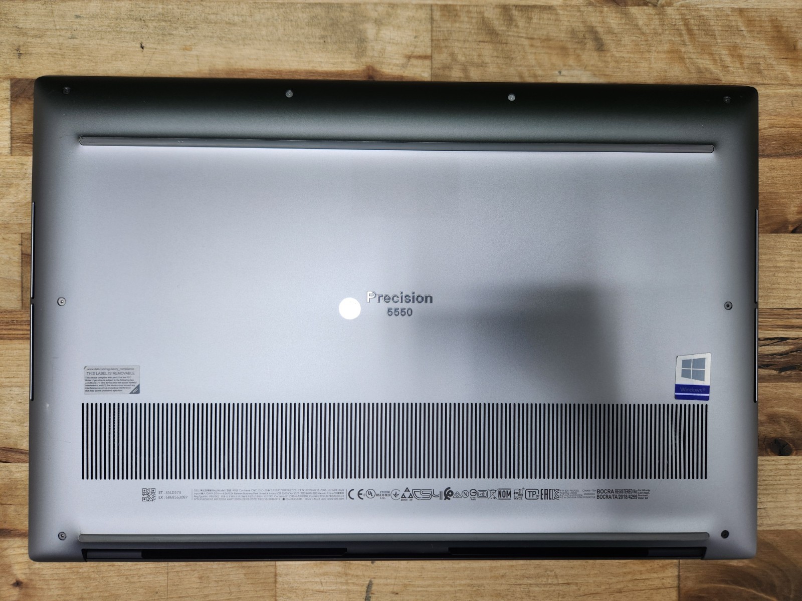 Dell Precision 5550 15.6 4K Touchscreen W-10855M 32GB RAM Quadro T2000 Win 11 ~