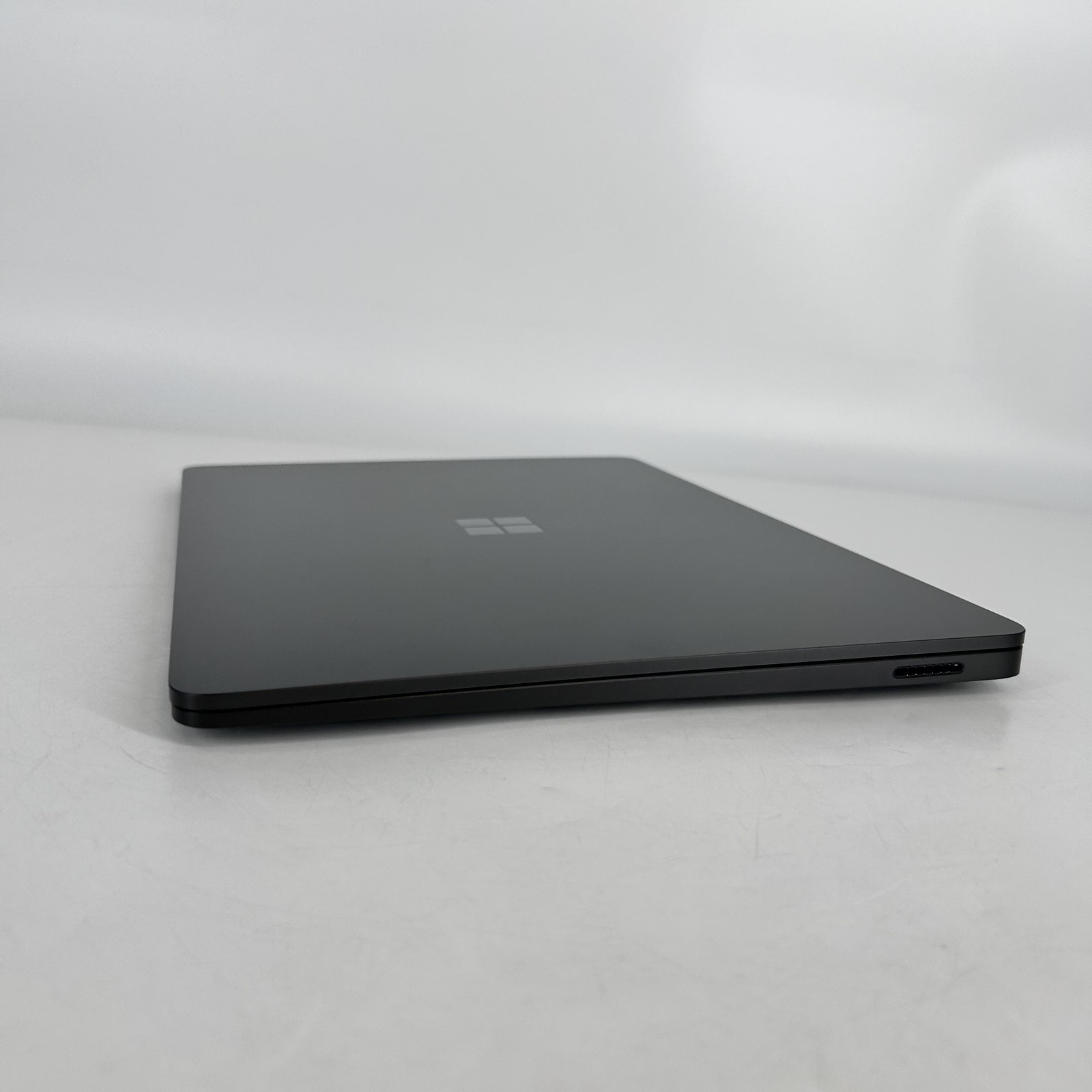 Microsoft Surface Laptop 7 13.8 2K TOUCH 2.2 GHz Ultra 7 268V 32GB 1TB SSD