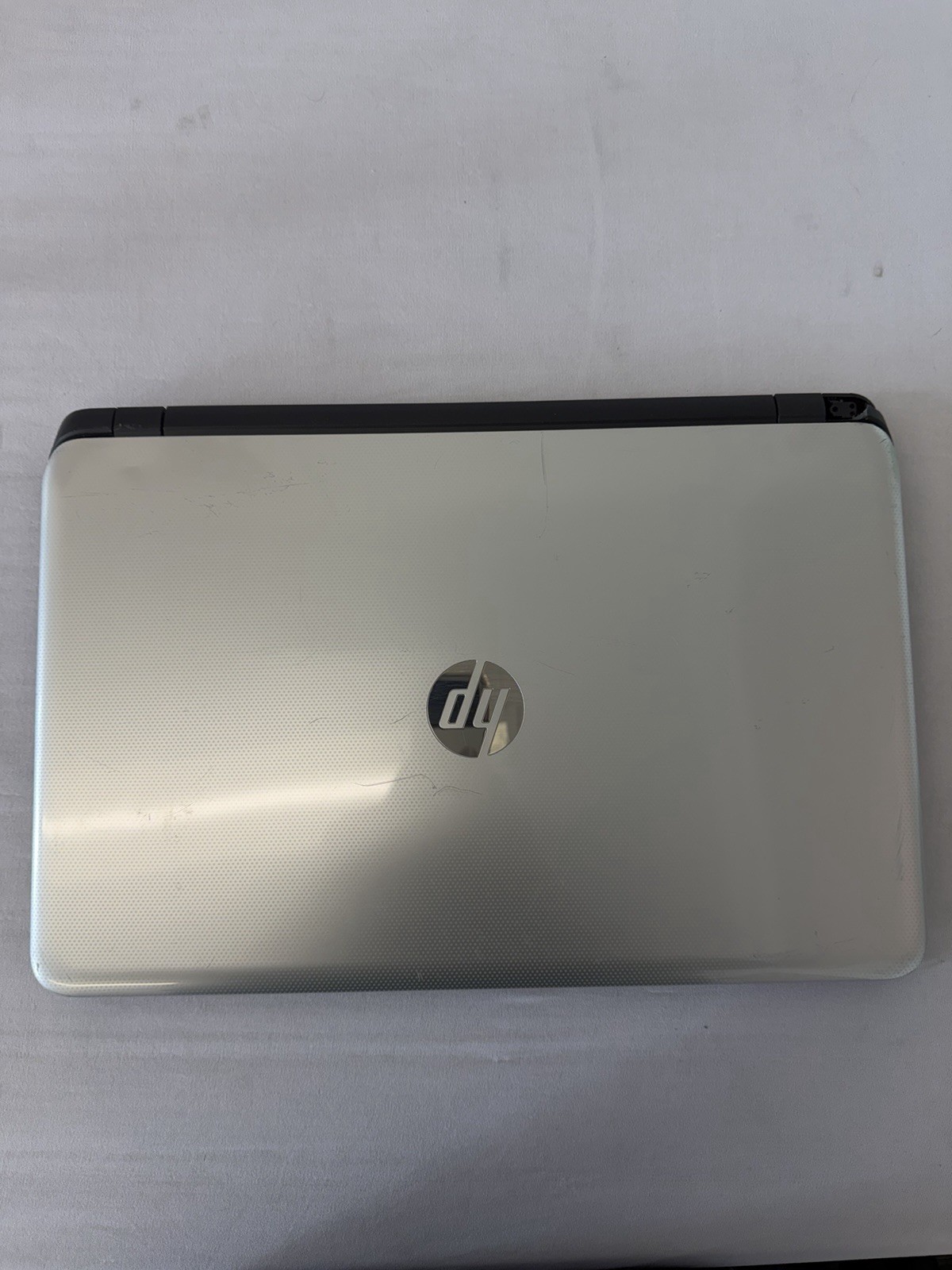 HP Notebook 15 Laptop – Intel Pentium N3540 -Good Screen – RAM 4GB – Read Desc