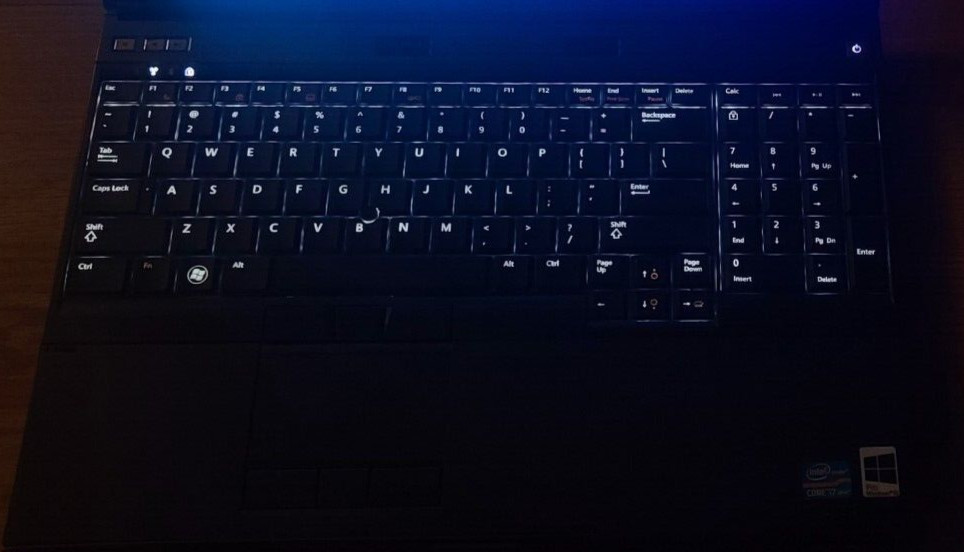 Dell Precision/M4600/15.6″LCD/CPU Quadi7-xtreme/1TB SSD/32GB RAM/2GB V.Card/B.T.