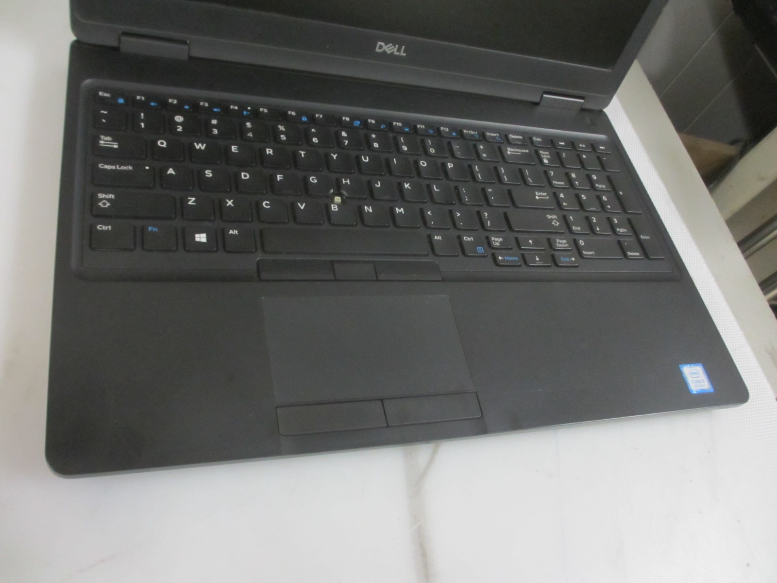 Dell Latitude 5590 i5-8350U 1.7GHz 16GB 500GB NO OS Laptop +AC READ-