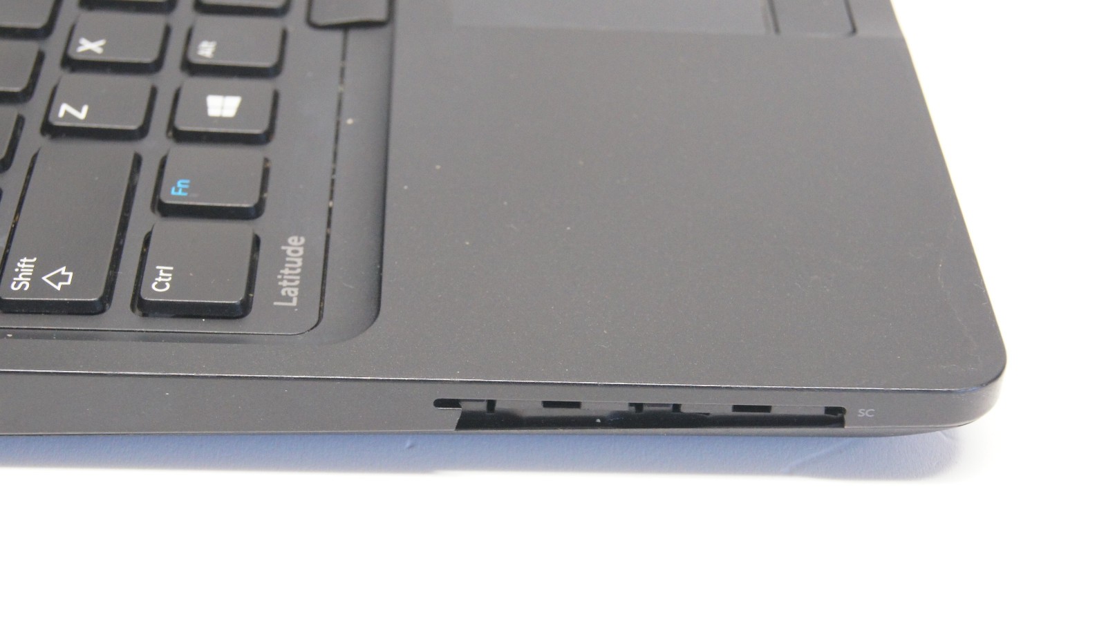 Dell Latitude 5580 FHD TOUCH i7-7820HQ 16GB Ram, 256GB SSD, Nvidia 2GB Win 11 P