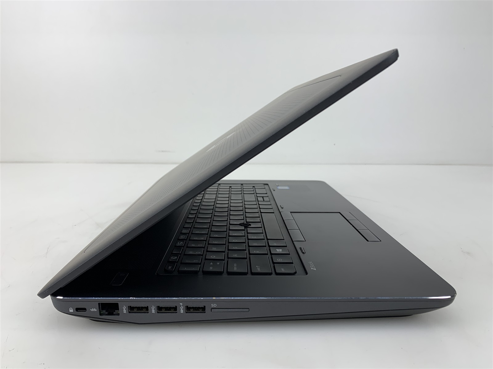 HP ZBook 17 G3 Intel i7-6820HQ 2.70GHz 16GB RAM 512GB SATA M.2 SSD Win 11 Pro