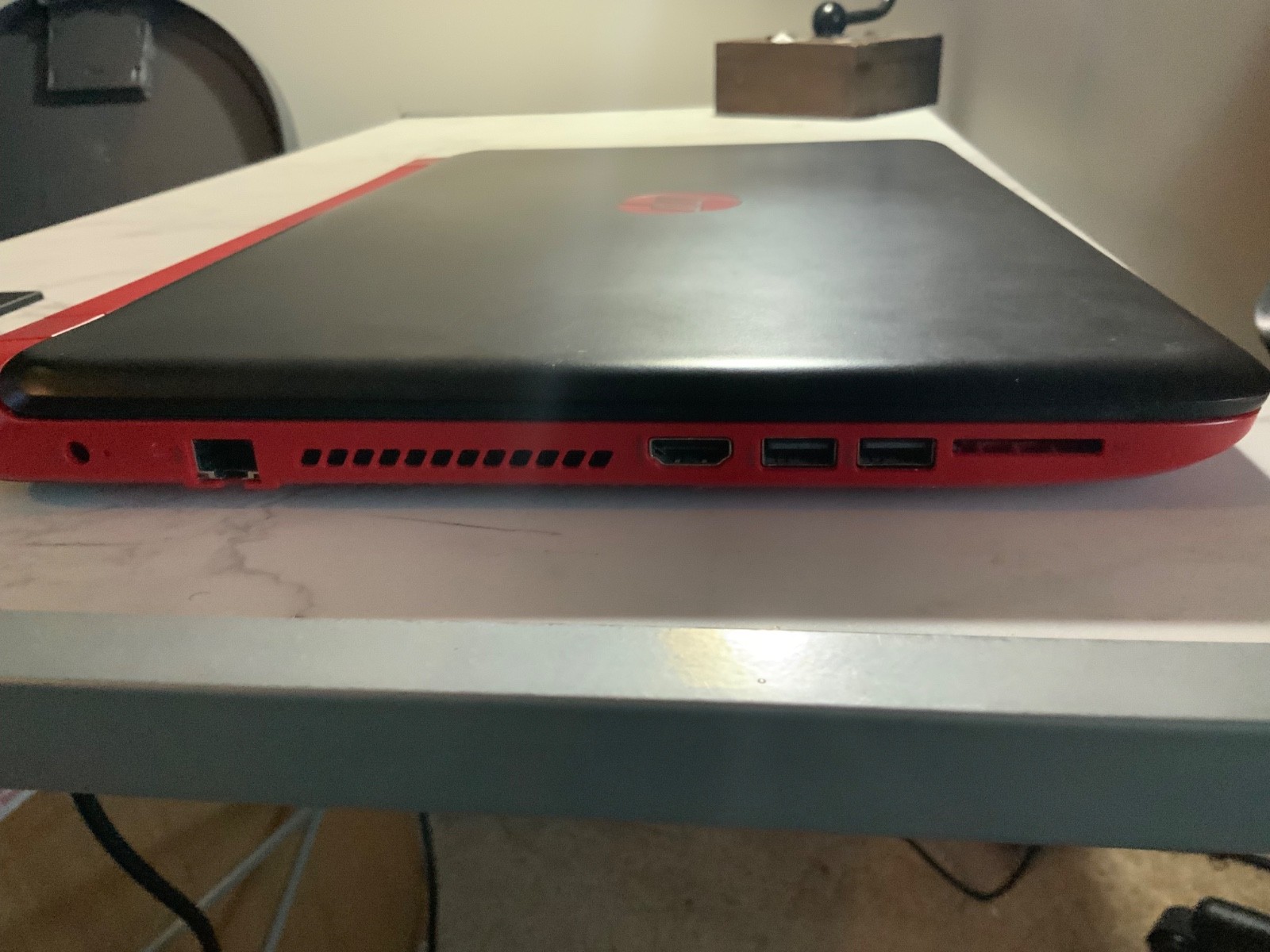 HP Pavilion Laptop – Red | AMD A8 / 8GB RAM | Windows 10 | Beats Audio 243