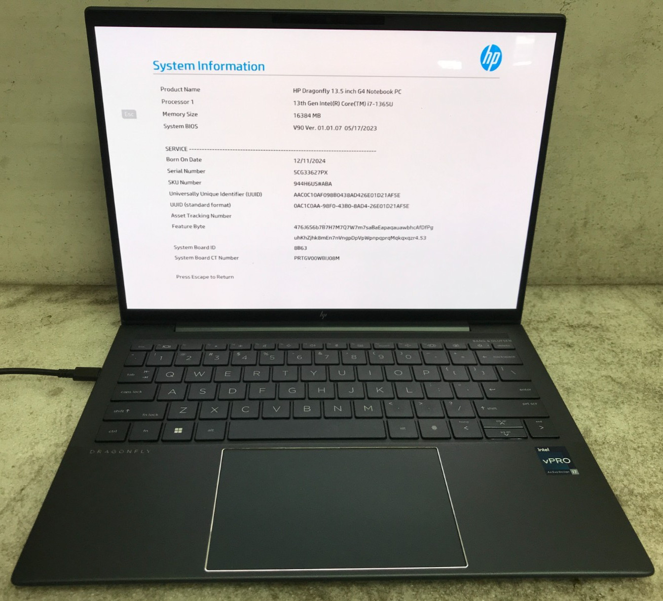 HP Elite Dragonfly G4 13.5″ / Intel Core i7-1365U / 16GB RAM / No SSD