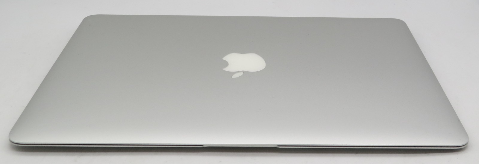 2011 MacBook Air 13″ A1369 i5-2557M @ 1.7GHz 4GB RAM 128GB SSD MacOS X