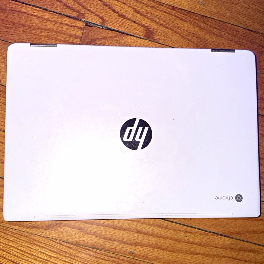HP Chromebook 14″ Silver FHD Intel Pentium 4GB RAM 32GB eMMC Chrome OS