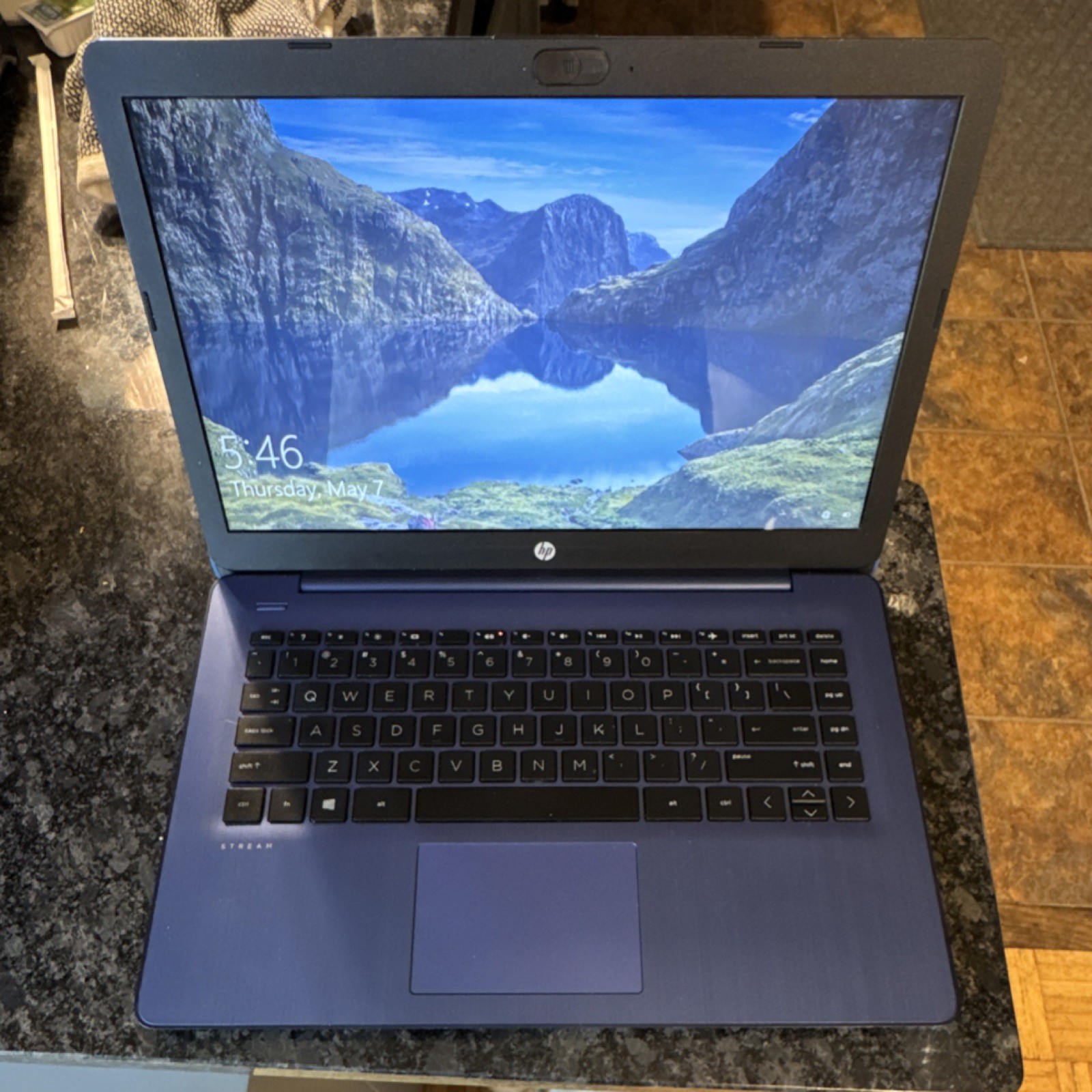 HP Stream 14-ds0xxx Blue Laptop AMD A4-9120e 4GB RAM 64GB SSD 14″ Windows 10
