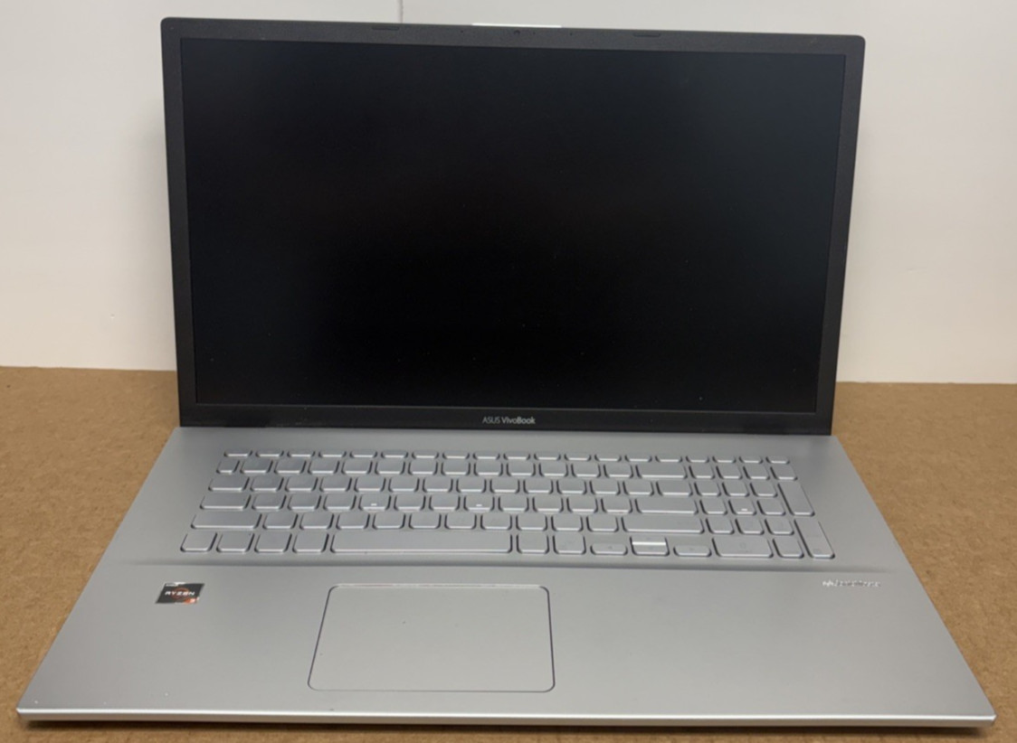 Asus Sonicmaster Amd Ryzen 3 256GB SSD AMD Radeon Graphics M712D