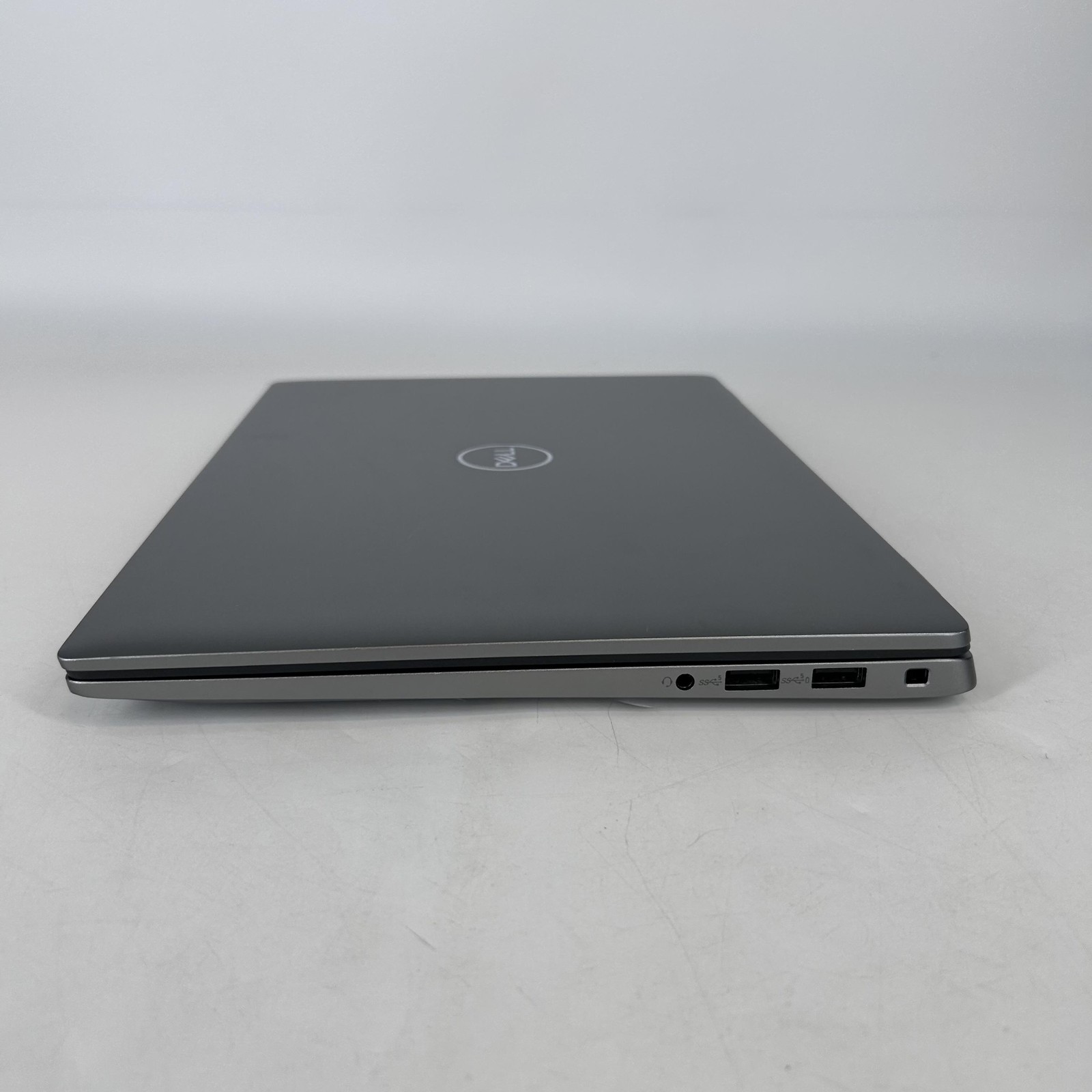 Dell Latitude 7440 14 Gray FHD+ 1.3 GHz i5-1335U 16GB 256GB SSD Very Good
