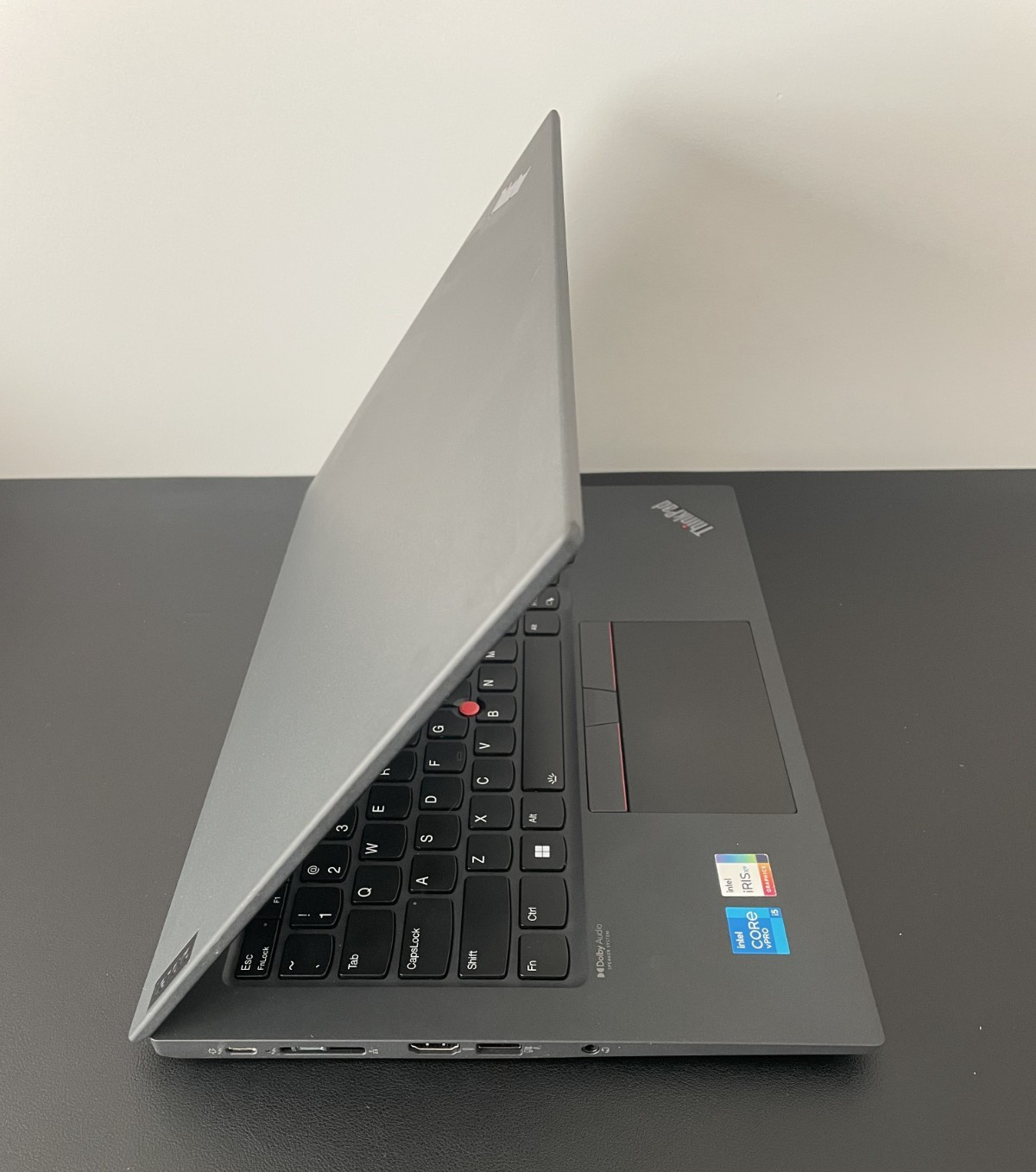 Lenovo Thinkpad T14s Gen 2 i5-1145G7 @2.6GHz | Iris Xe | 256GB | 16GB | B