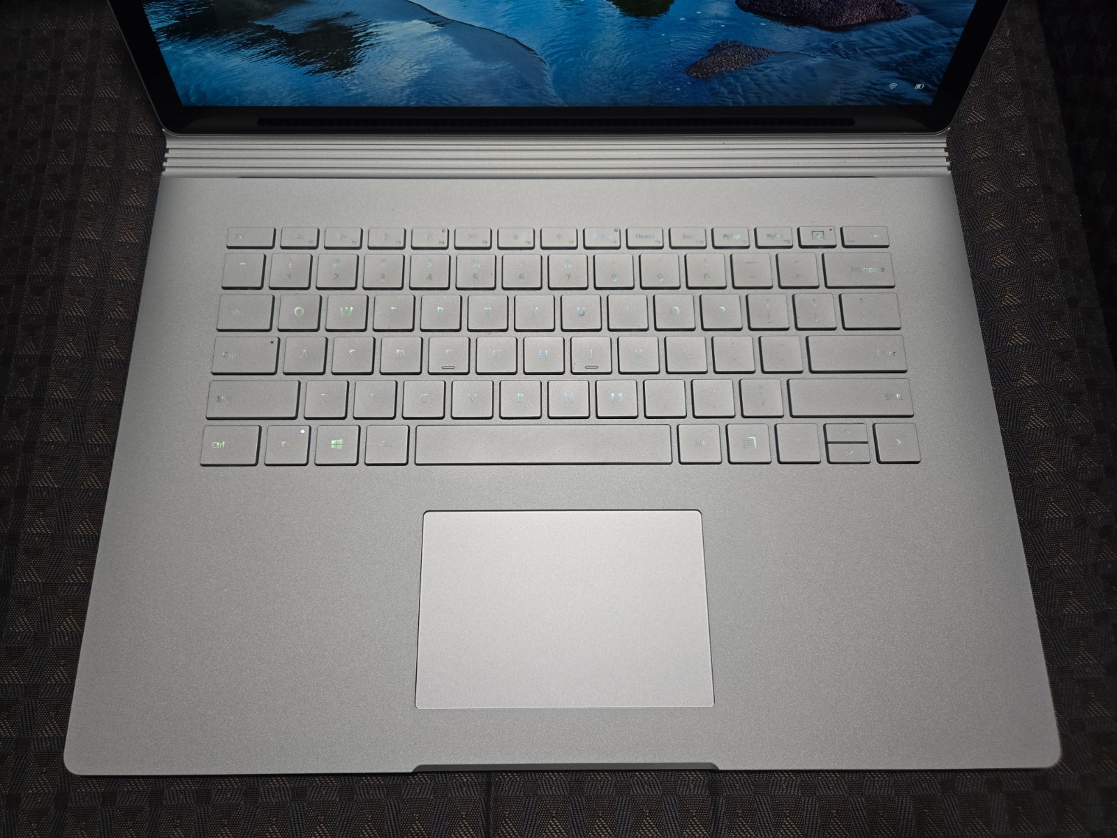 Microsoft Surface Book 3 15″ (256GB SSD, Intel i7-1065G7 GTX 1660 Ti 16GB RAM)