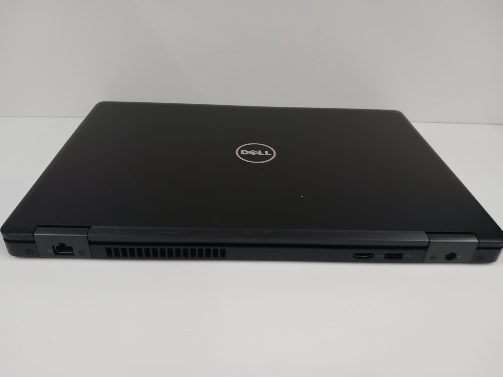 15.5″ DELL LATITUDE 3580 Intel Core i5-6440HQ @ 2.60GHz 8GB RAM 256GB SSD, NO OS