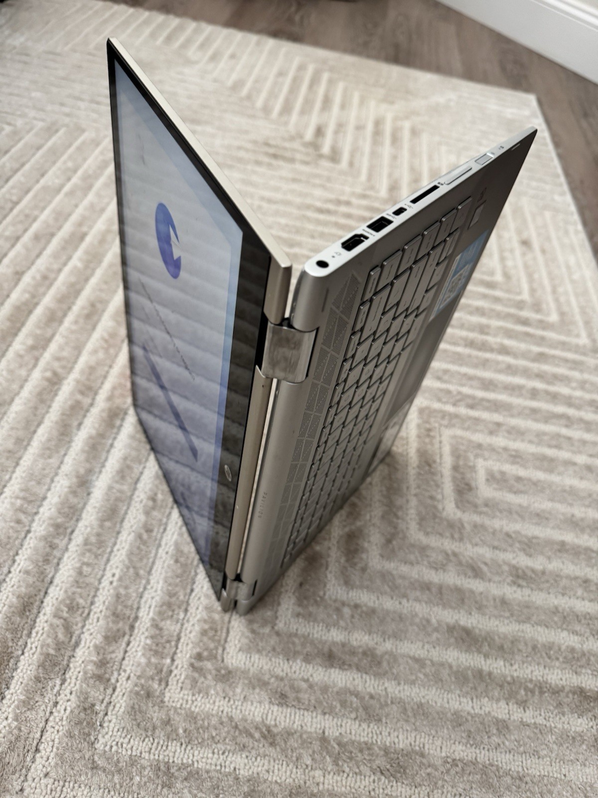 HP Pavilion x360 14m-cd0003dx, Intel i5-8250U@1.6GHz, 8GB RAM, 128GB SSD, Touch