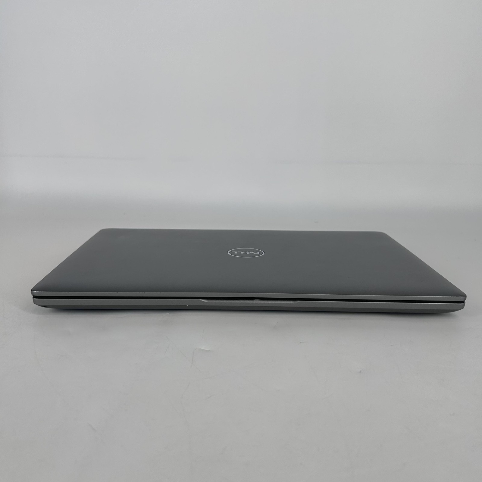 Dell Precision 3490 14 Gray FHD 3.6 GHz Ultra 5 125U 16GB 512GB SSD Very Good