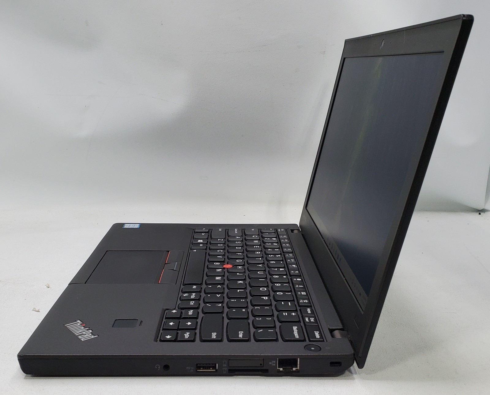 Lenovo ThinkPad X270 Core i5-6200U @ 2.30GHz 8GB RAM 512GB SSD Windows 11 Pro.