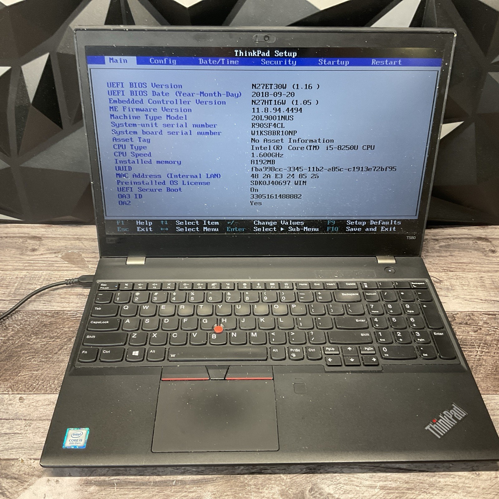 Lenovo ThinkPad T580 / i5 8th Gen / BIOS Unlocked / No RAM / No SSD / O20