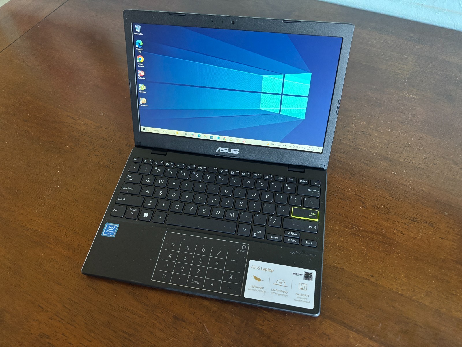ASUS E210MA 11.6″ Intel Celeron N4020 4GB • 64GB eMMC • Windows 10 • GREAT #11