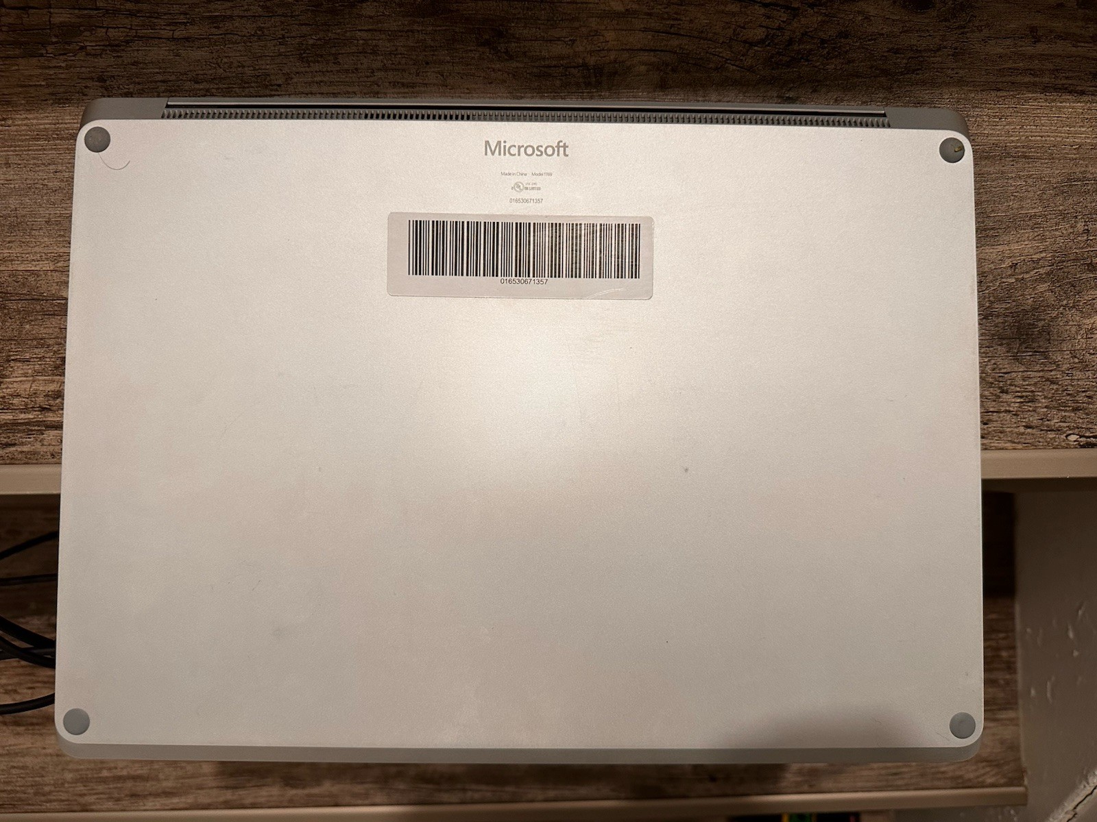 Microsoft Surface Laptop 1769 i5 7300U 256GB SSD 8GB RAM Touch Screen +Charger