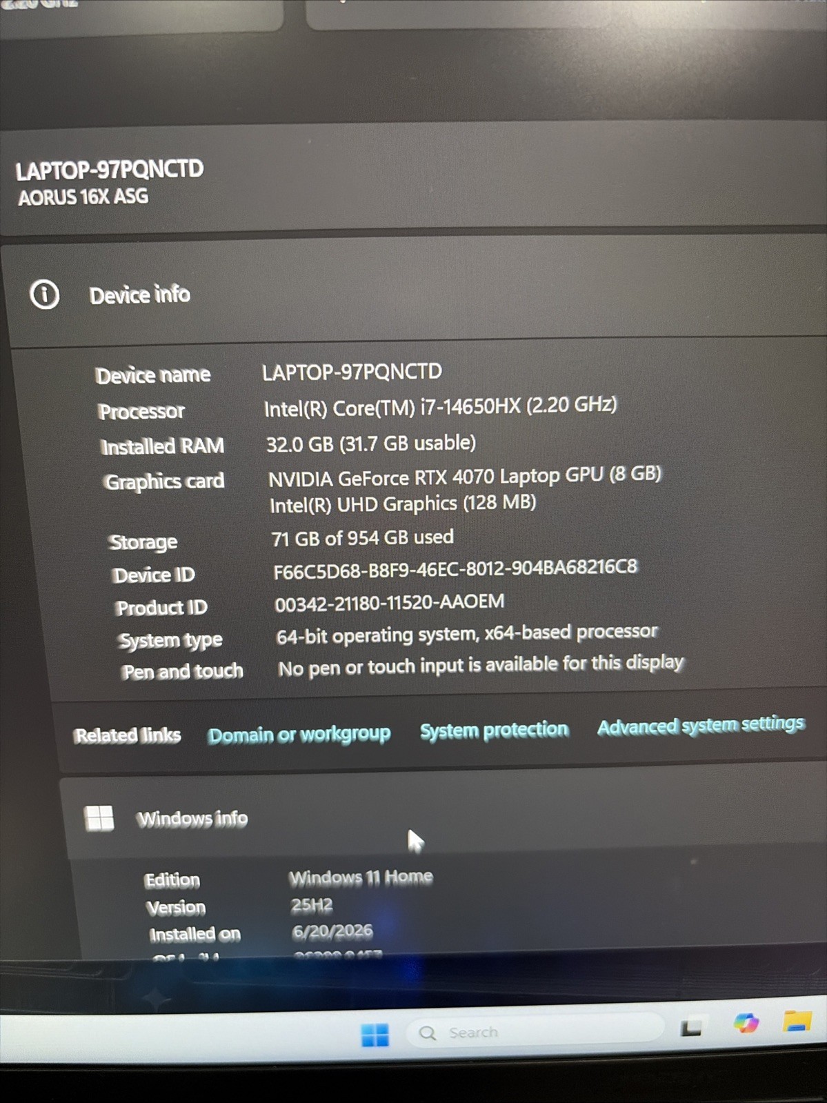 gigabyte aorus gaming laptop 16x Nvidia Rtx 4070 I7-14650HX 32GB Ram 1TB