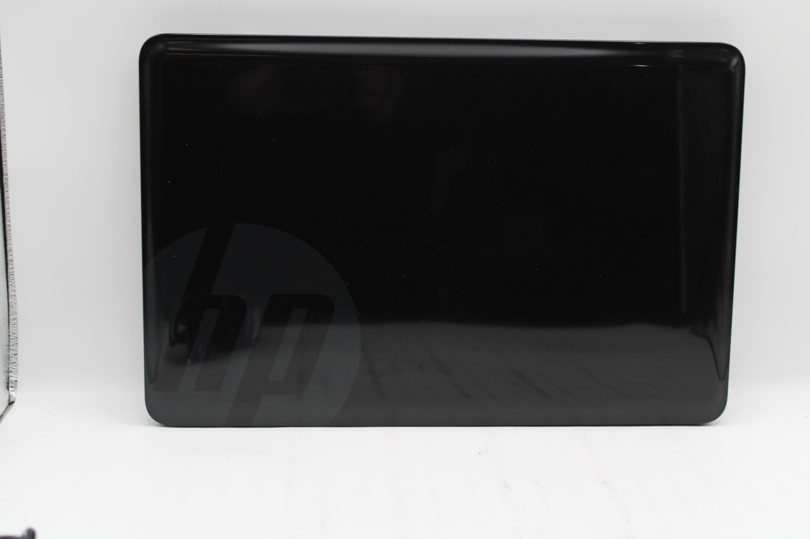 HP 2000-2d24DX _ Pentium 2030M @ 2.5 _ 4GB RAM _ No SSD / OS *READ