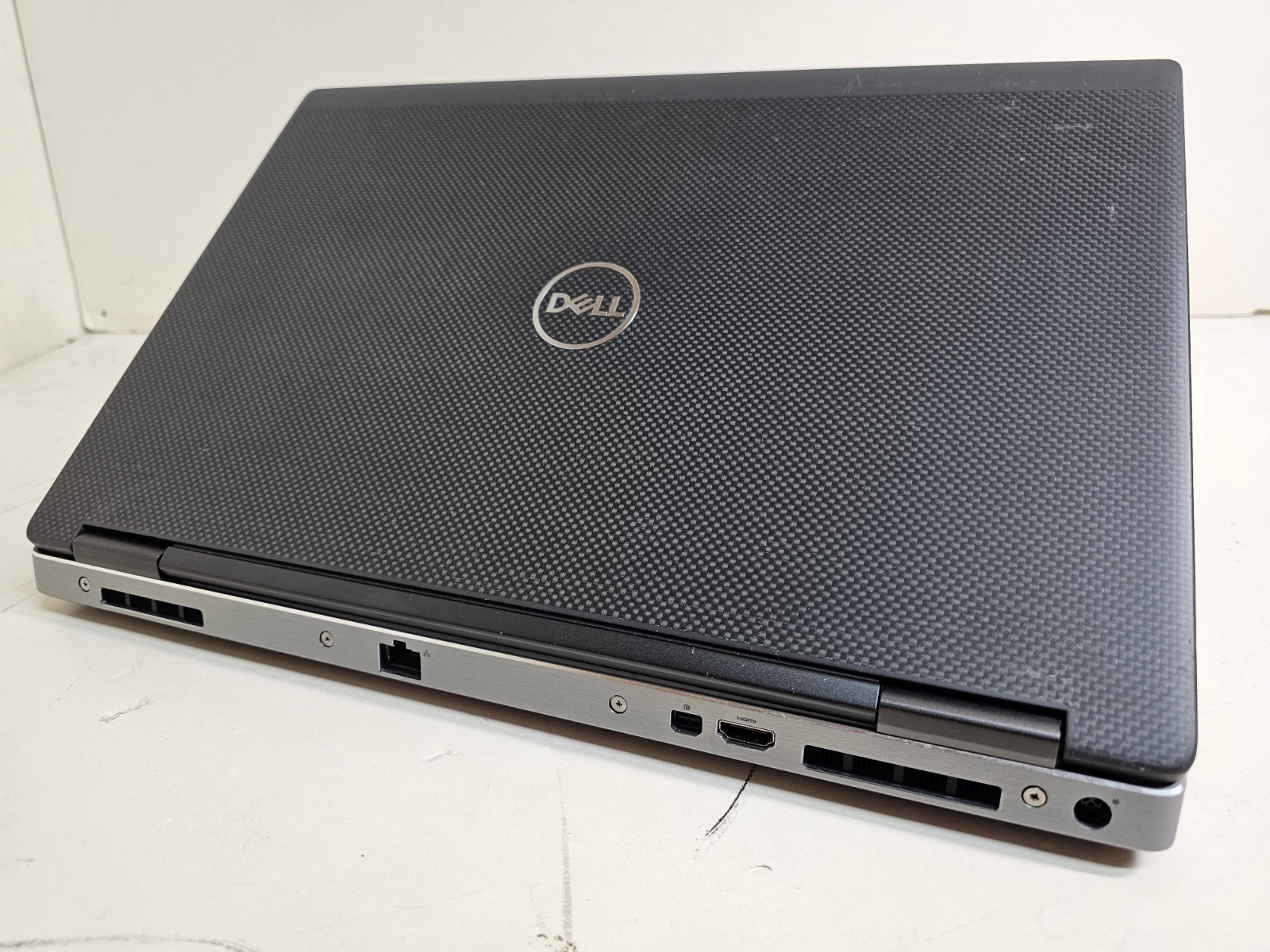 Dell Precision 7540 Laptop – 2.6 GHz i7-9750H 32GB 256GB Webcam T1000 15.6″ SP10