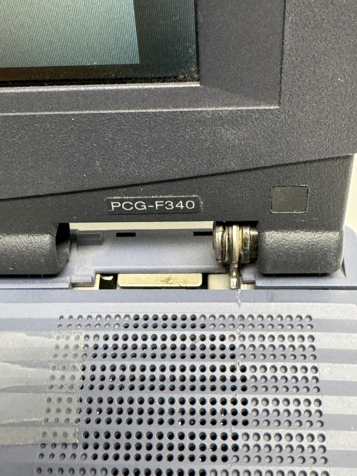 VINTAGE Sony VAIO PCG-F340 Laptop w/OEM Power Adapter For parts or repair.