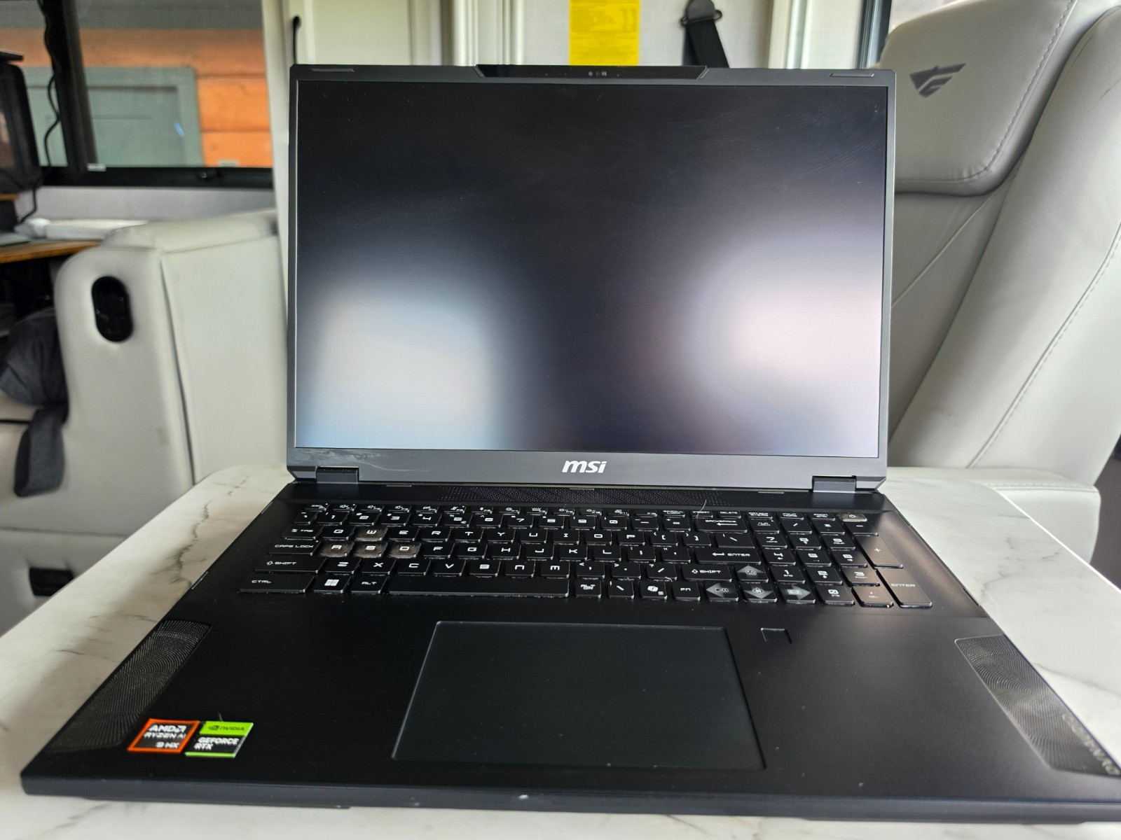 MSI Stealth A18 AI+ RTX 5090 | 96GB DDR5 | 4TB SSD | 18″, Kali, Windows, Ubuntu