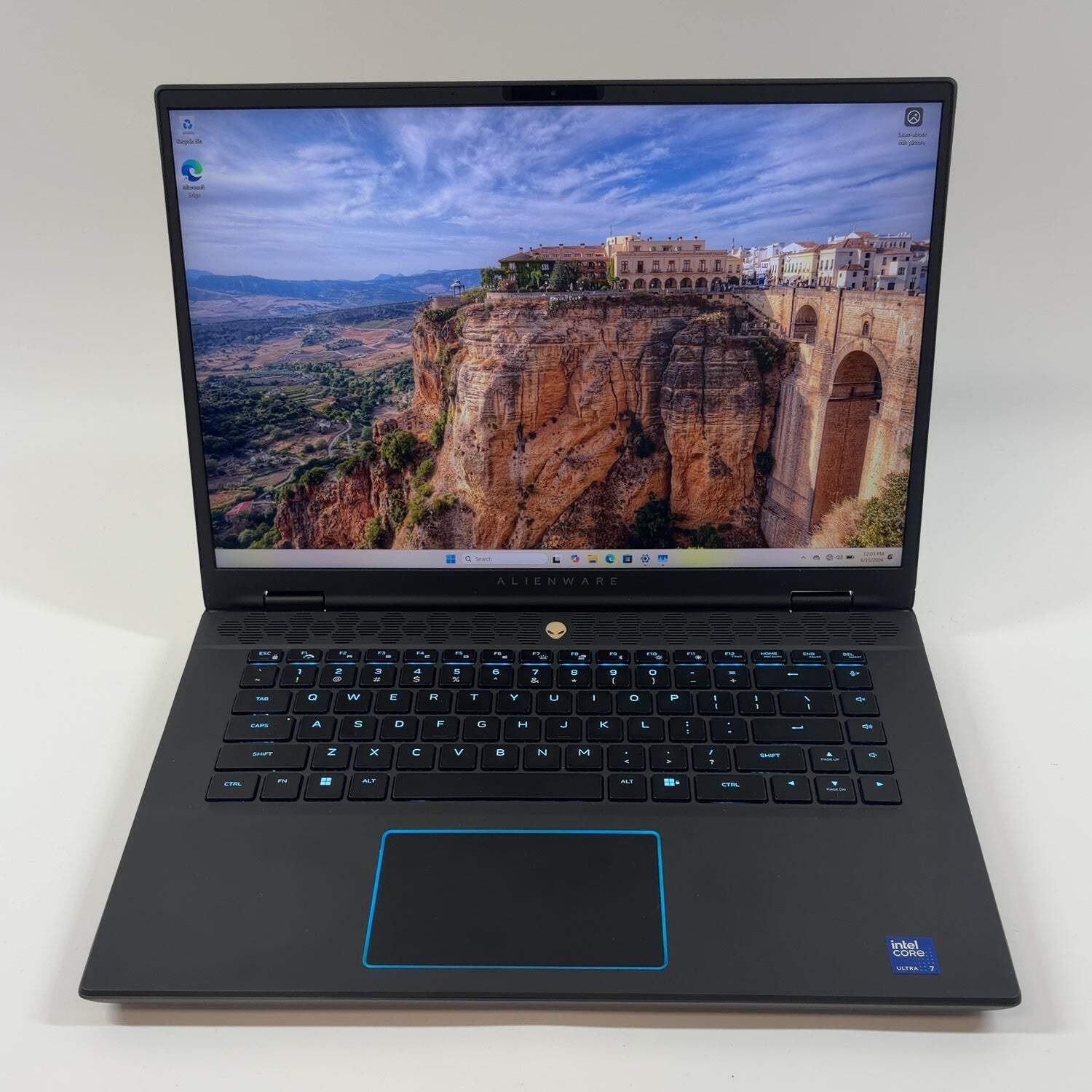 Alienware M16 P130F 16″ Core Ultra 7 155H 1.4GHz 16GB RAM 1TB SSD GeForce RTX
