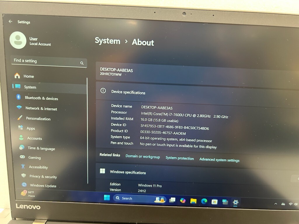 Lenovo 20HRCTO1WW ThinkPad X1 Carbon 5th Gen i7-7600U 16GB 500GB Windows 11 Pro