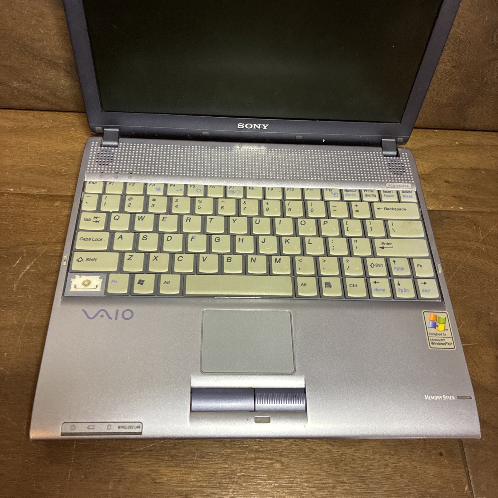 Sony Vaio PCG-V505EX PCG-6B1L Laptop Vintage ((FOR PARTS REPAIR UNTESTED))
