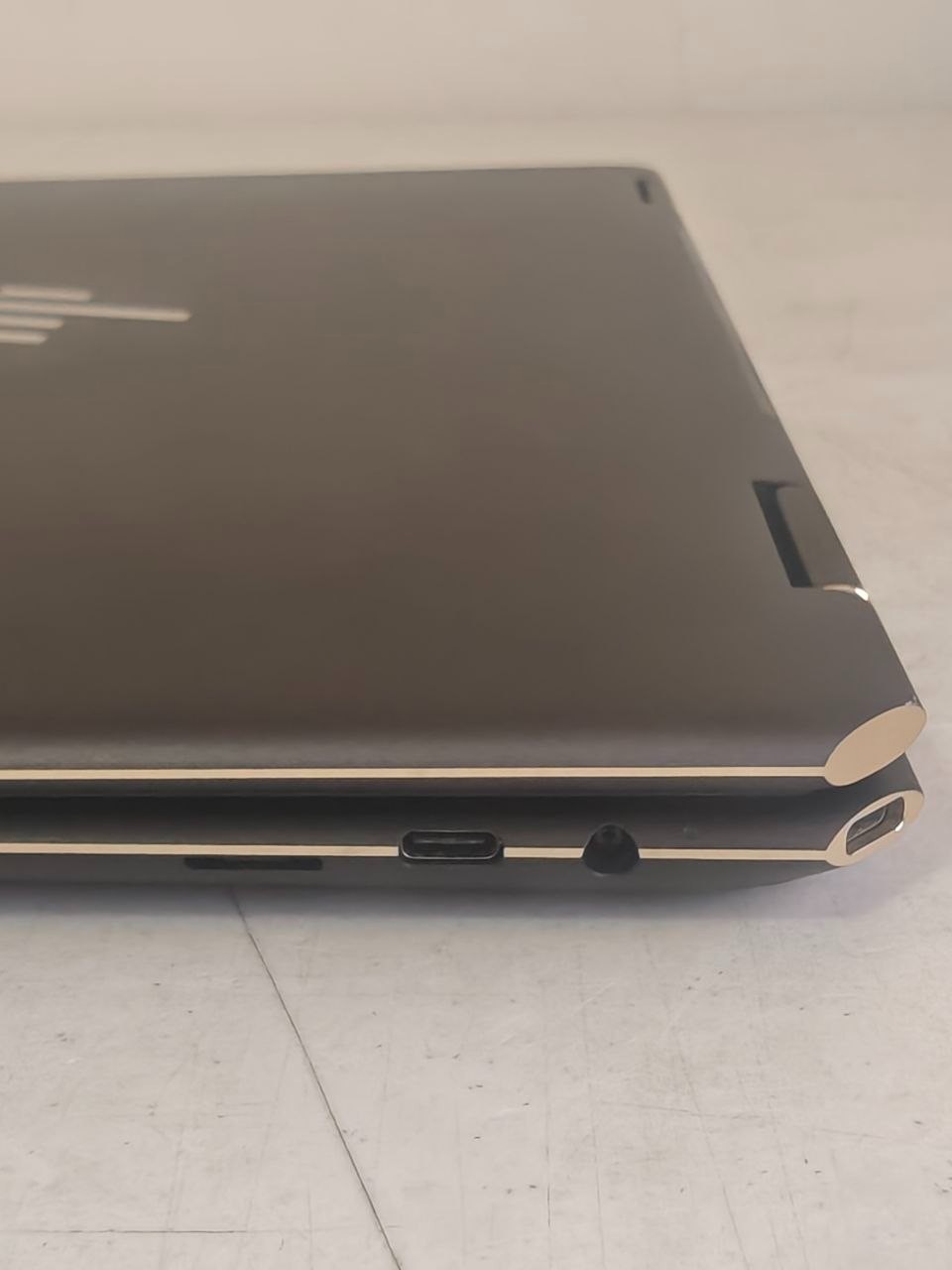 HP Spectre x360 16″ – Touch – Intel Core™ i7-1360P – 16 GB DDR4 – 1 TB SSD – W11