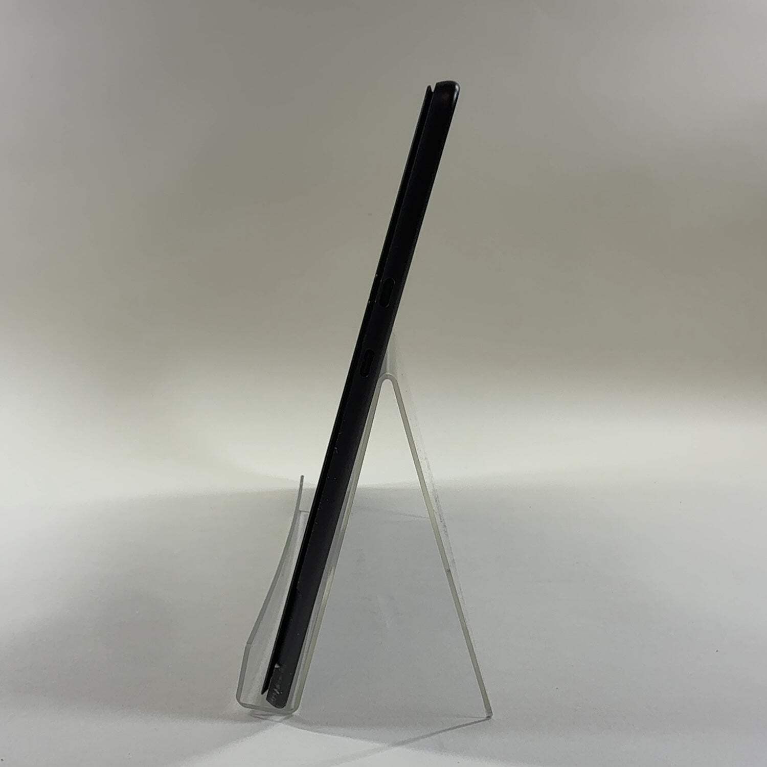 Microsoft Surface Pro 9 2038 13″ i7-1255U 2.6GHz 16GB RAM 512GB SSD READ