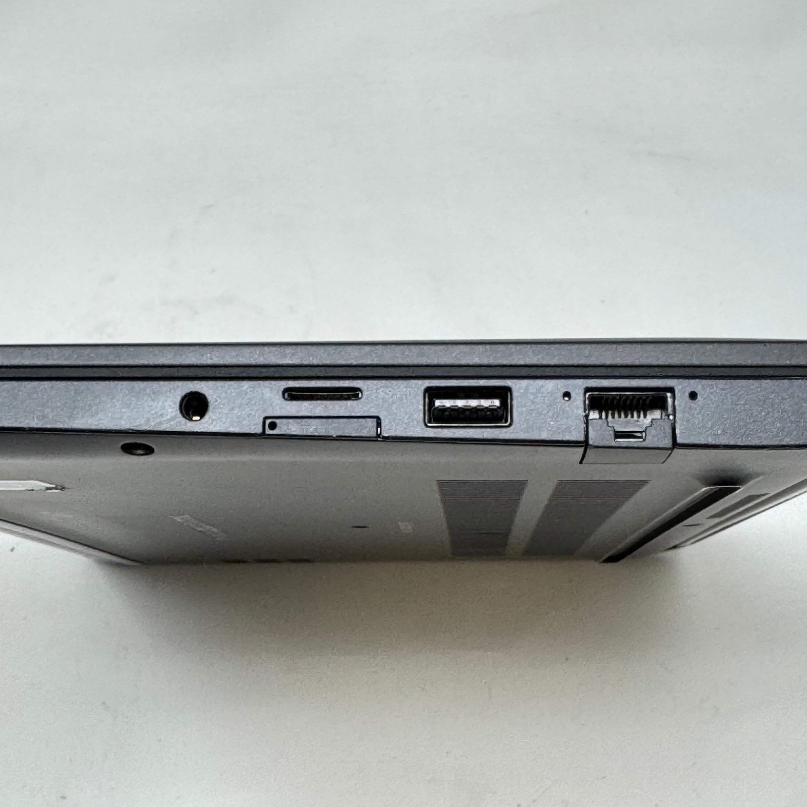 Dell Latitude 7380 13.3″ i7-7600U 2.8GHz 8GB RAM 128GB SSD