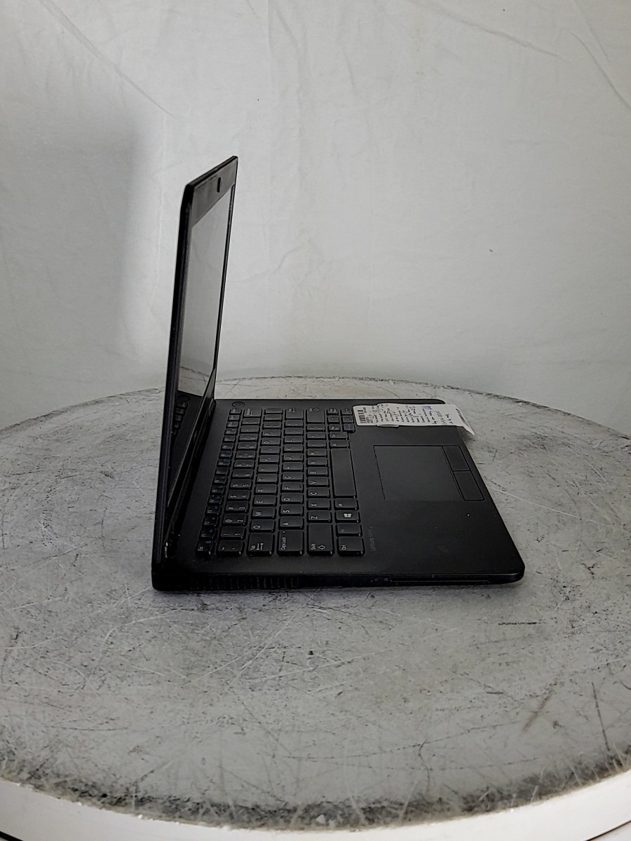 DELL LATITUDE E7270 P26S 12.5″ Laptop Core I5-6300U 8GB 256GB SEE NOTES