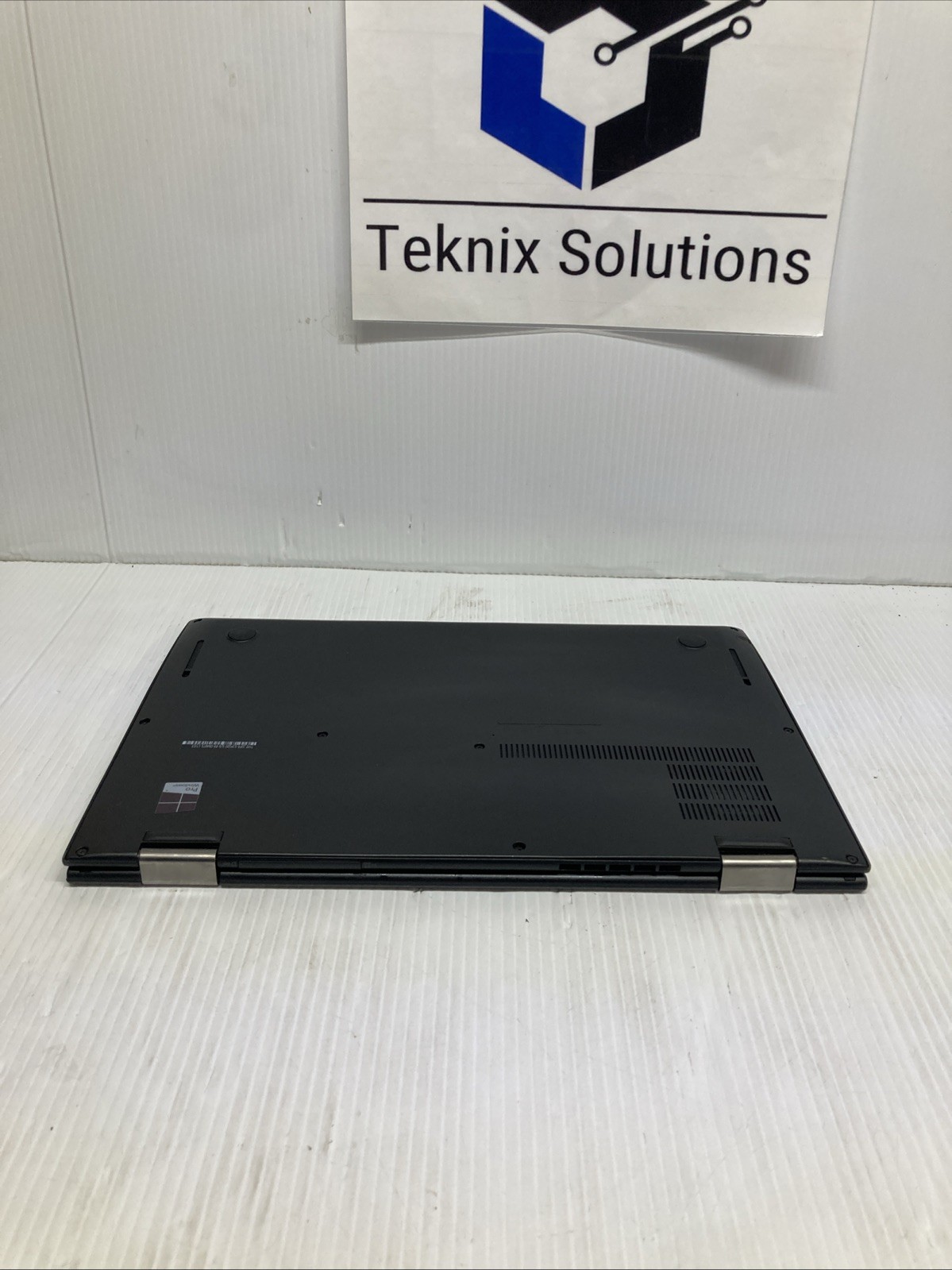 Lenovo ThinkPad X1 Yoga Gen 1 FHD i7-6600U 2.60GHz 16GB no HDD Boot to BIOS