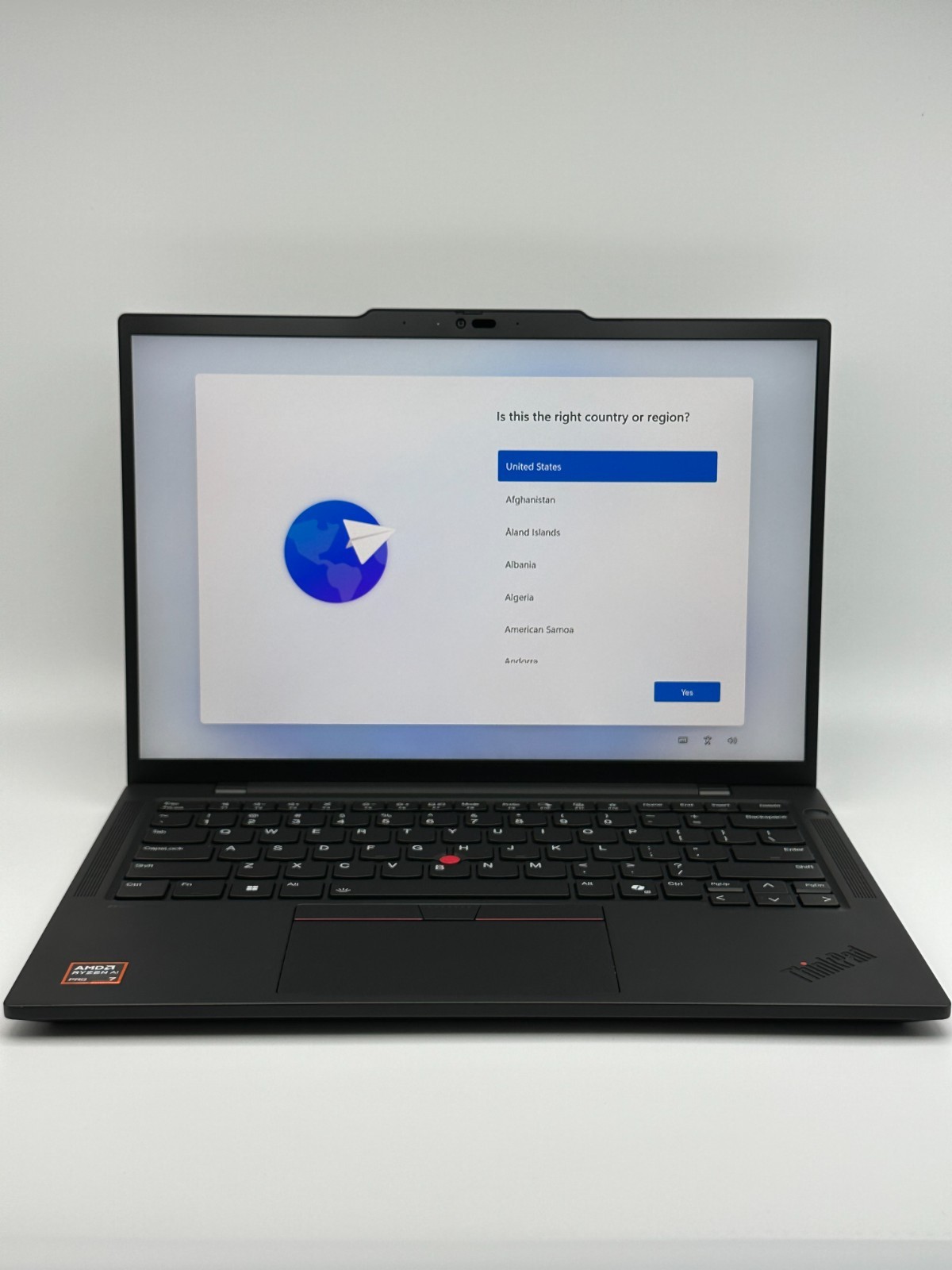 Lenovo ThinkPad T14s Gen 6 Ryzen AI 7 Pro 32GB RAM 1TB SSD