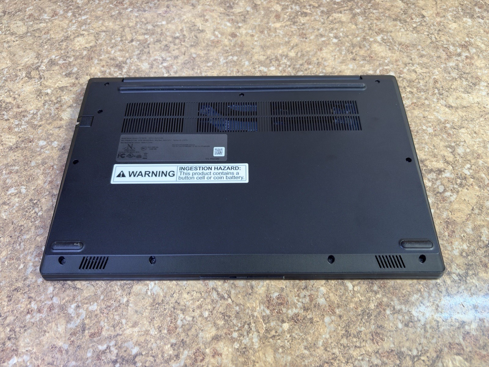 Lenovo V14 G4 14″ Ryzen 5 40GB RAM 1TB SSD W/ 512GB Ext. SSD & Carry Case *New*