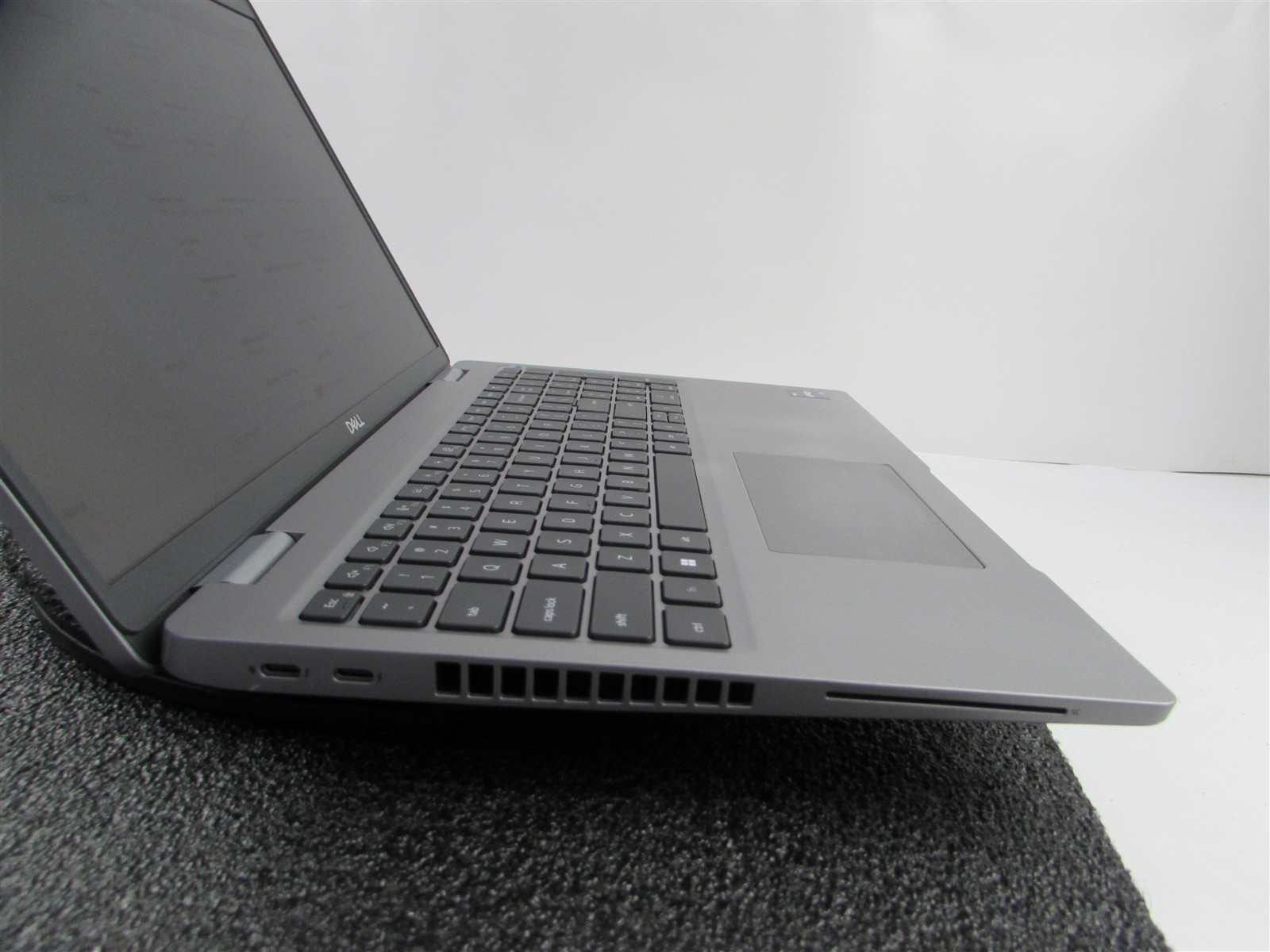 DELL PRECISION 3570 1920X1080 FHD CORE I7-1265U 256GB SSD 16GB RAM T550 NO O.S
