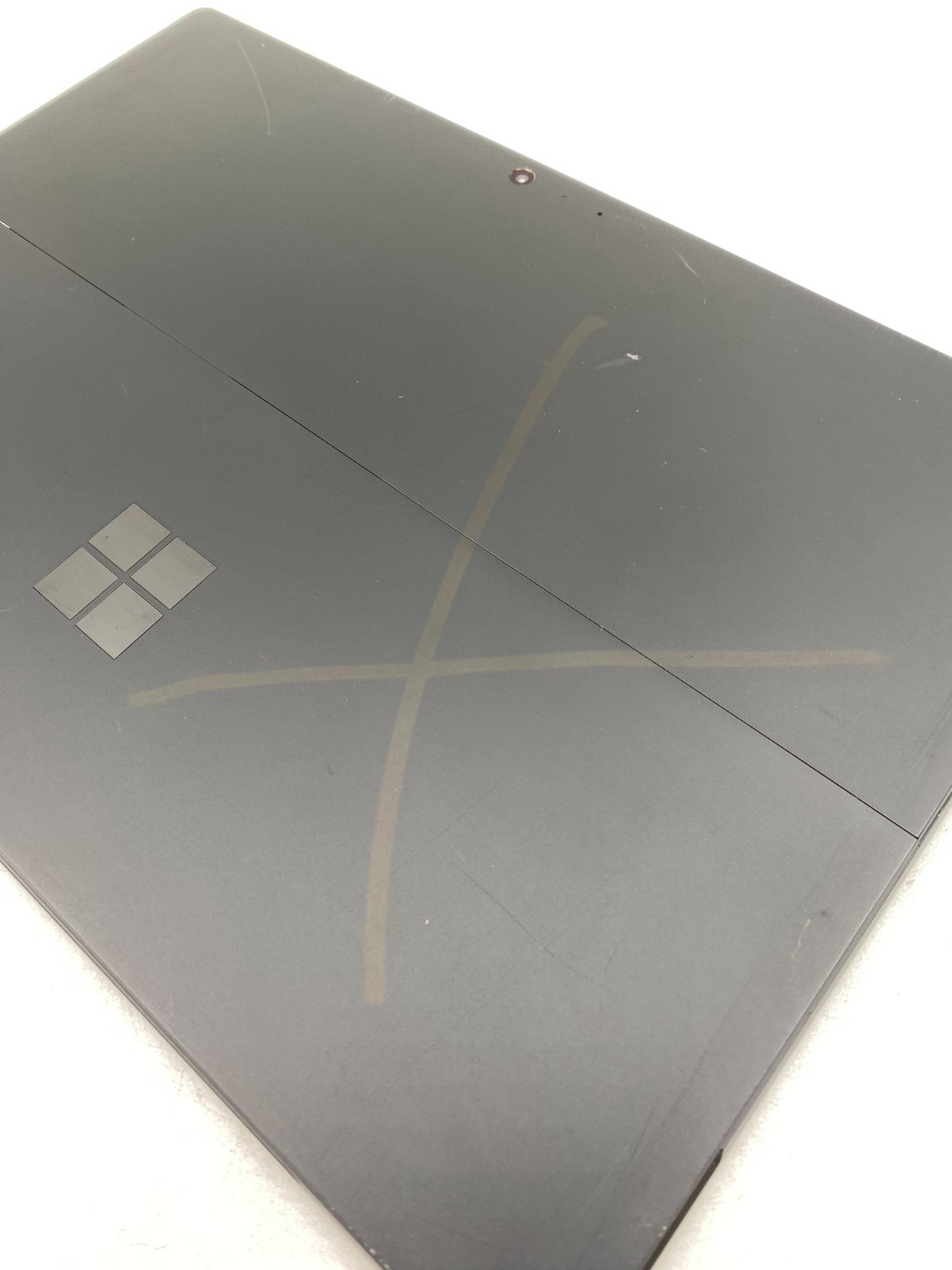 Microsoft Surface Pro 6 1796 Tablet i5-8250U 256GB SSD 8GB DDR3 Black C/S2/Read